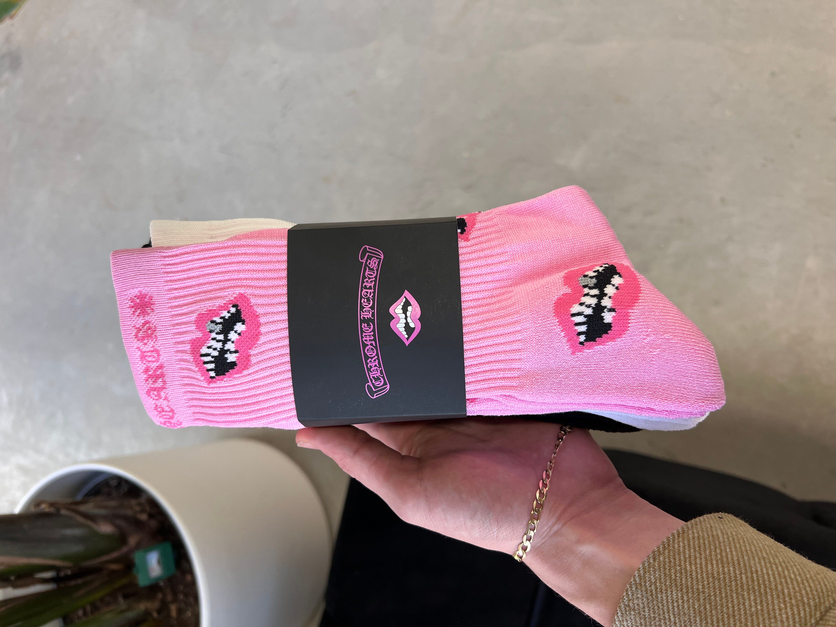 Pre-owned Chrome Hearts 3-pack Chomper Socks Pink White Black