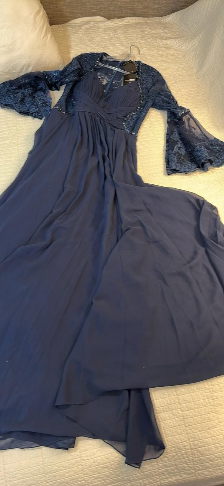 Other Cinderella Divine Beaded Lace Dress Size 10 navy Gown Formal Size L / US 10 / IT 46 - 5 Thumbnail