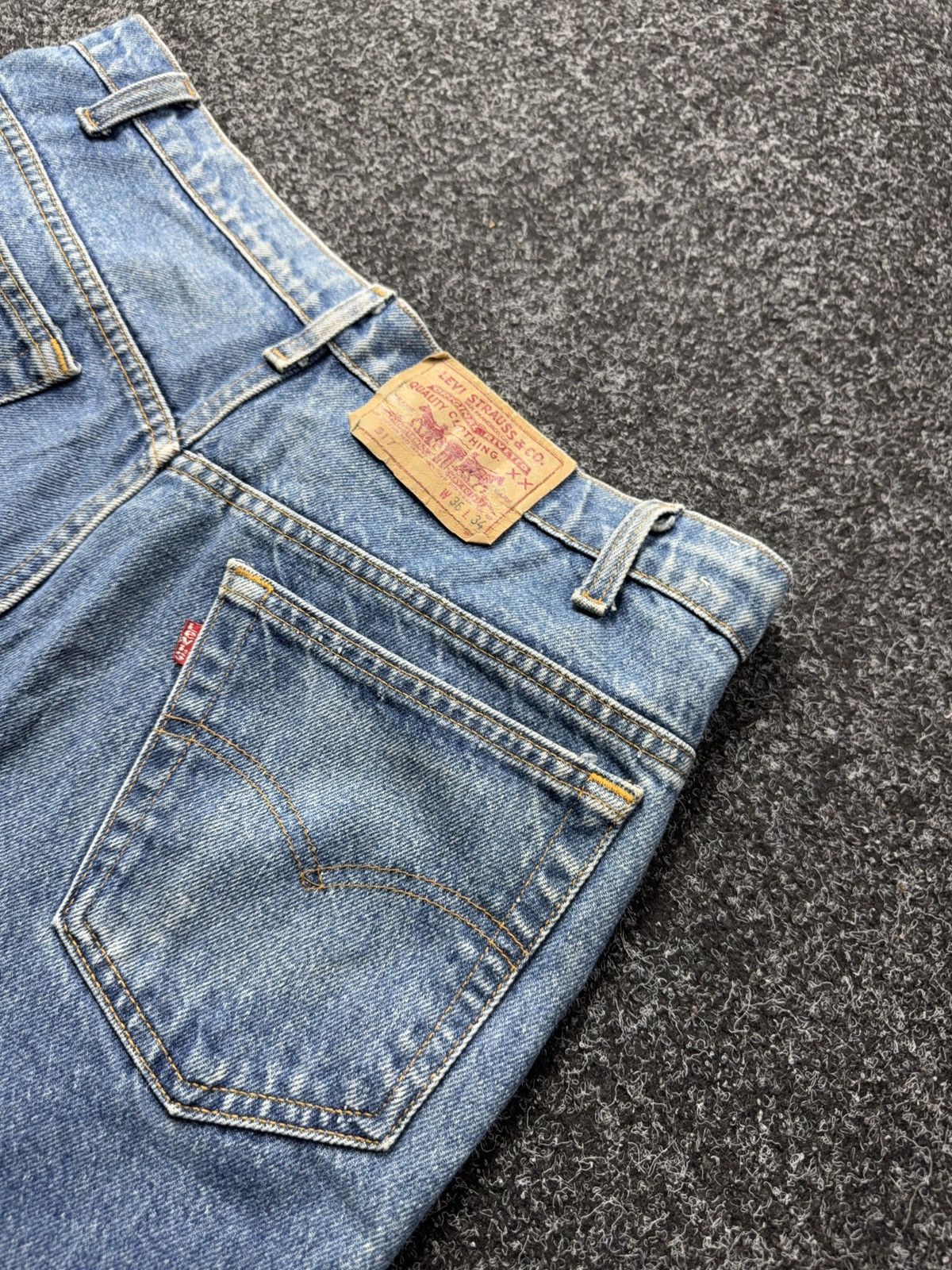 Levi's Vintage Clothing Archive Vintage 90s Levi’s 517 Made in USA Bootcut Jeans Size US 35 - 23 Thumbnail