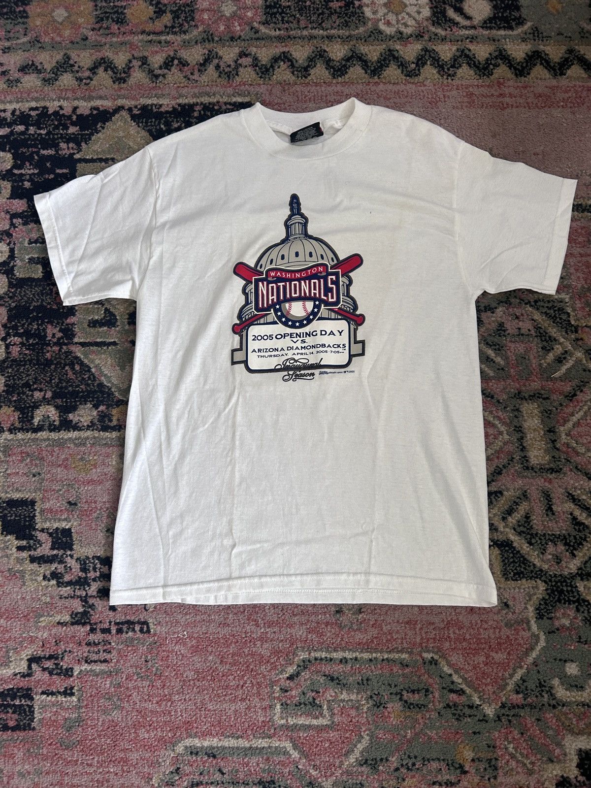 Vintage Vintage 2005 Washington Nationals Inaugural Season T-Shirt Size US M / EU 48-50 / 2 - 1 Thumbnail