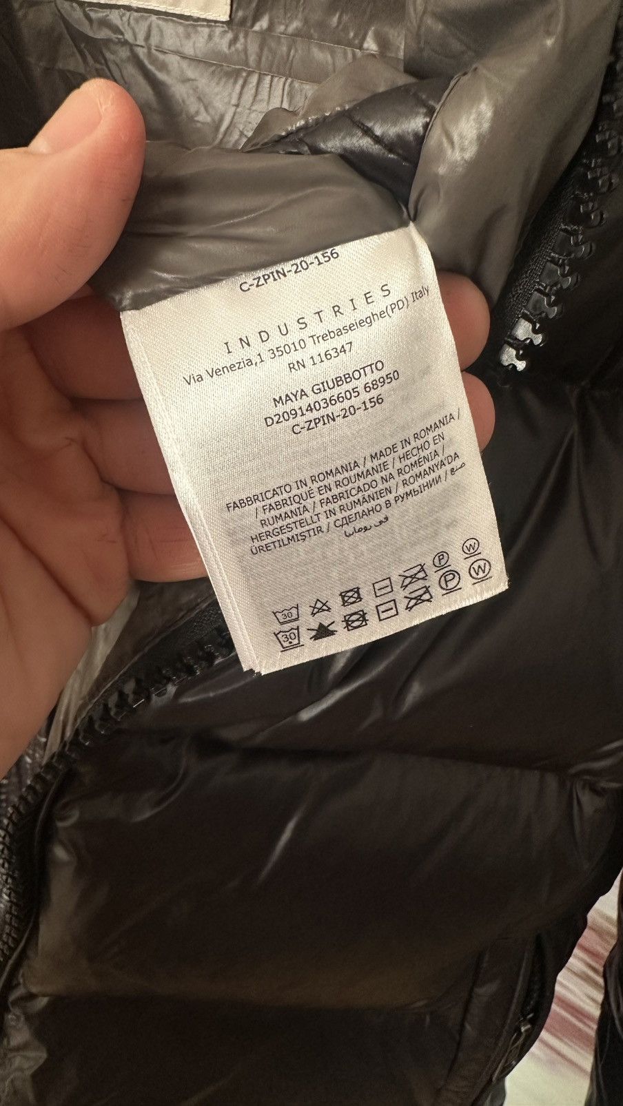Moncler Moncler puffer Maya Giubbotto 2020 Seasons Size US M / EU 48-50 / 2 - 15 Thumbnail