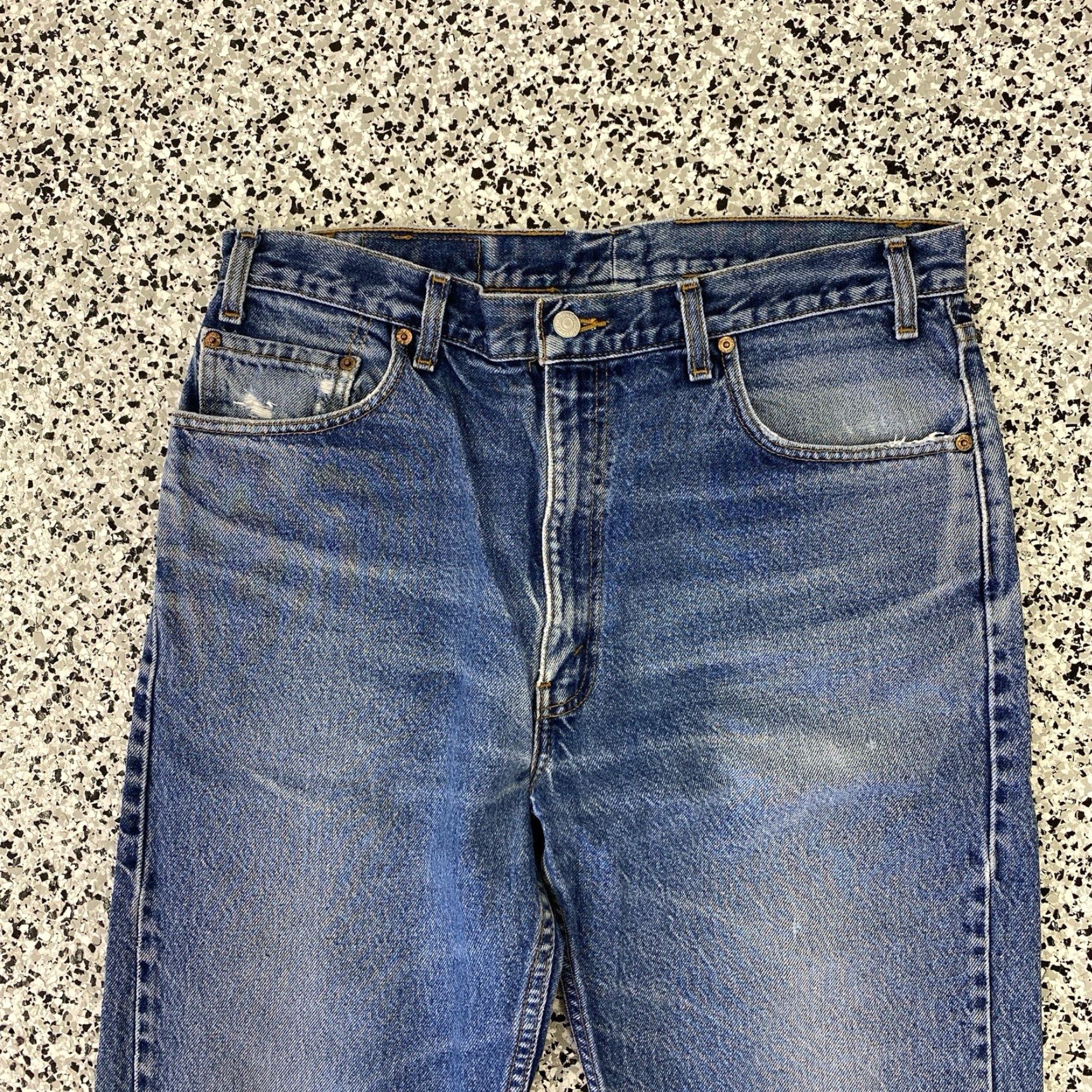 Levi's VINTAGE Levi’s 505 Jeans Mens 36x29 Regular Denim Canada Blue Cotton 5-Pocket Straight 90s Size US 36 / EU 52 - 3 Thumbnail