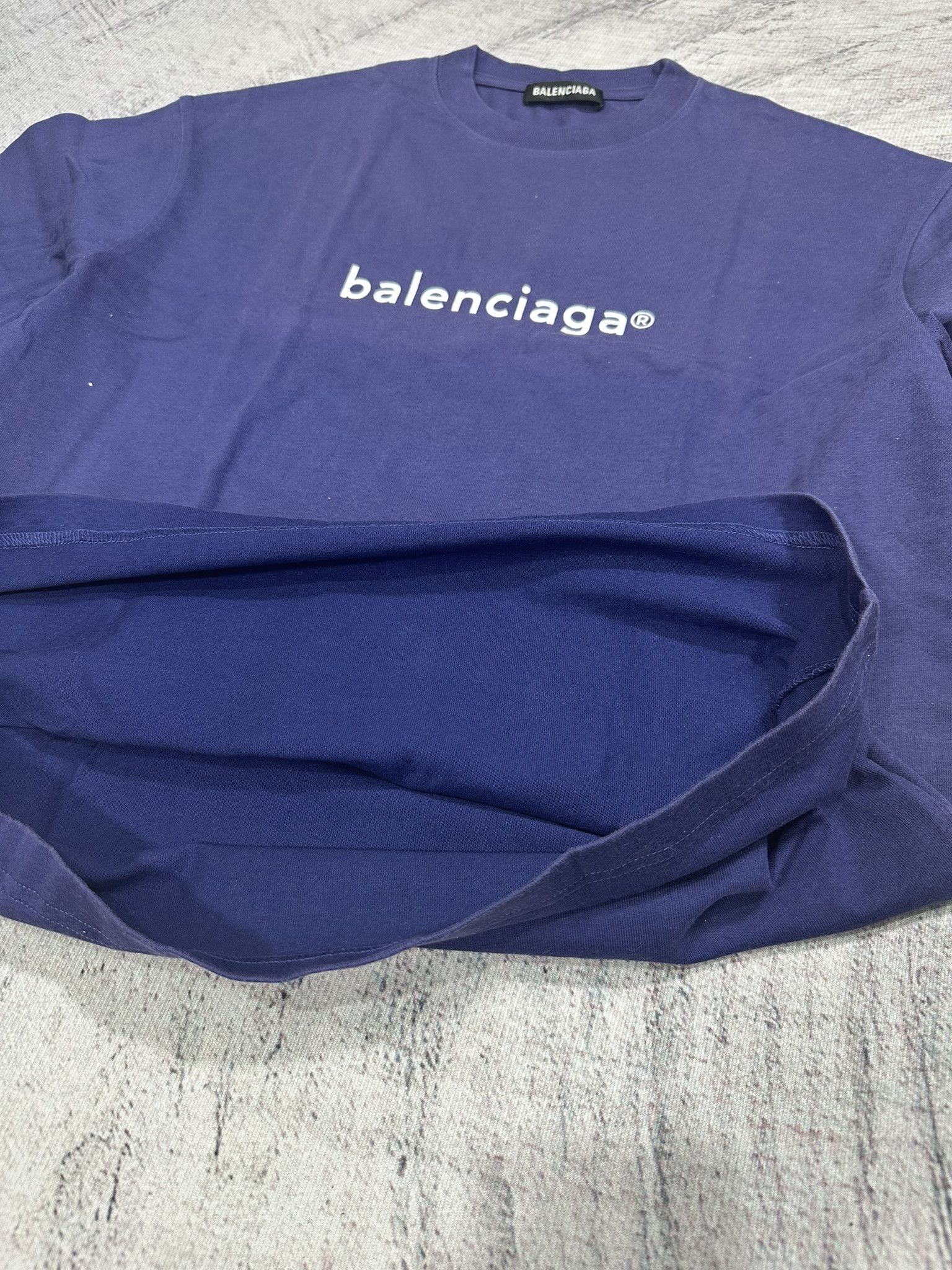 Balenciaga Balenciaga T-Shirt Copyright Logo Print Oversized Blue Size US XXS / EU 40 - 9 Thumbnail