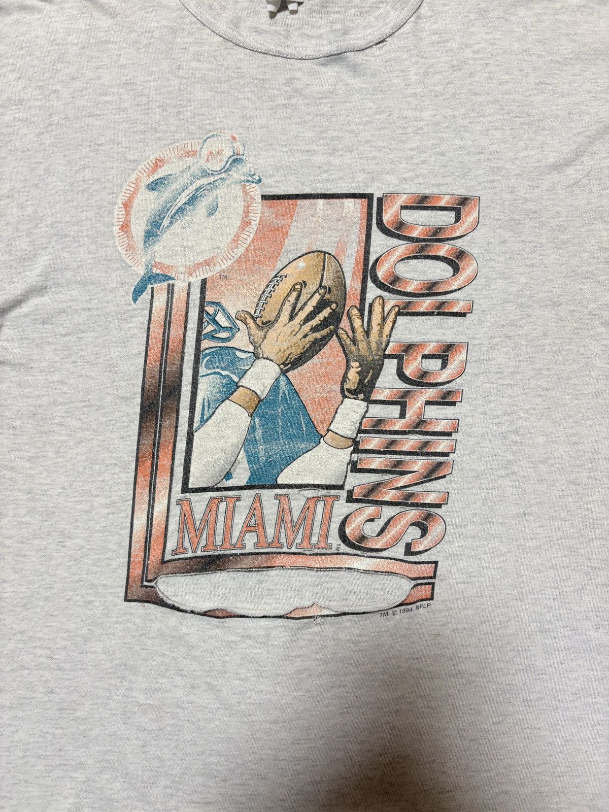 Vintage Vintage thrashed 1994 Miami Dolphins Tee Size US XL / EU 56 / 4 - 3 Thumbnail