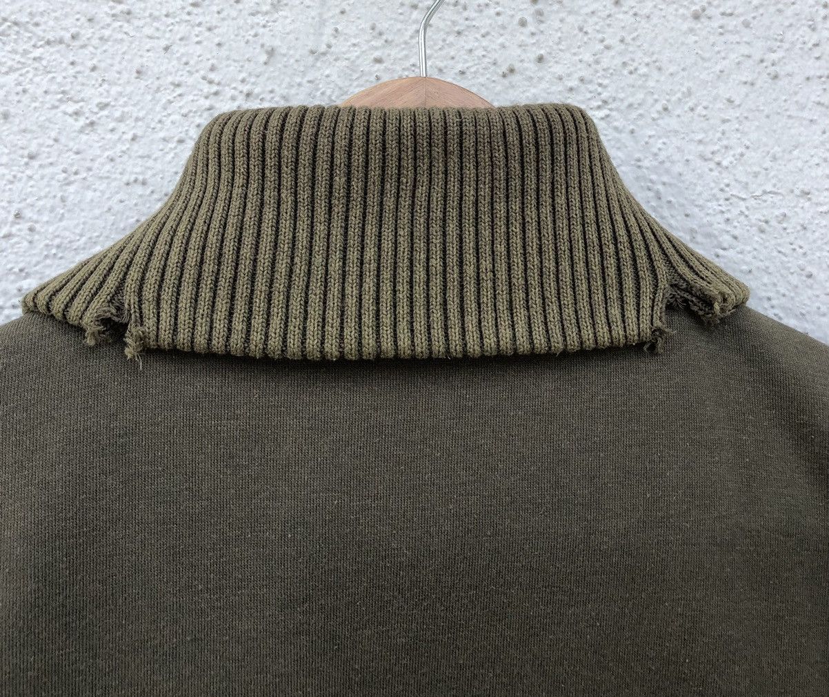 Vintage Vintage Woolrich Distressed Warm Cotton Zipper Jacket Size US XL / EU 56 / 4 - 8 Thumbnail