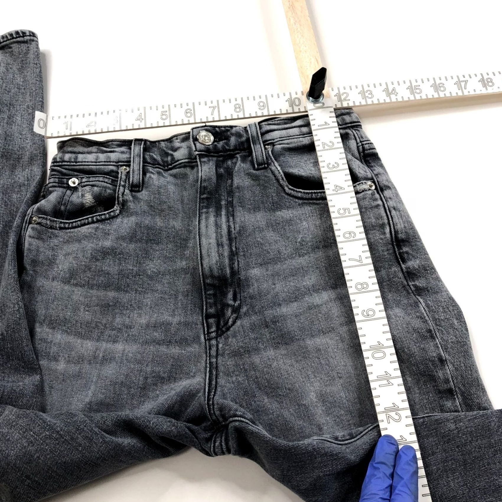 SLVRLAKE SLVRLAKE Jeans High Rise Beatnik Ankle 26 Gray Distressed 5-Pocket Cotton Elastane Women's Sized 26 Inseam 26 Size 42" / US 20 - 7 Thumbnail