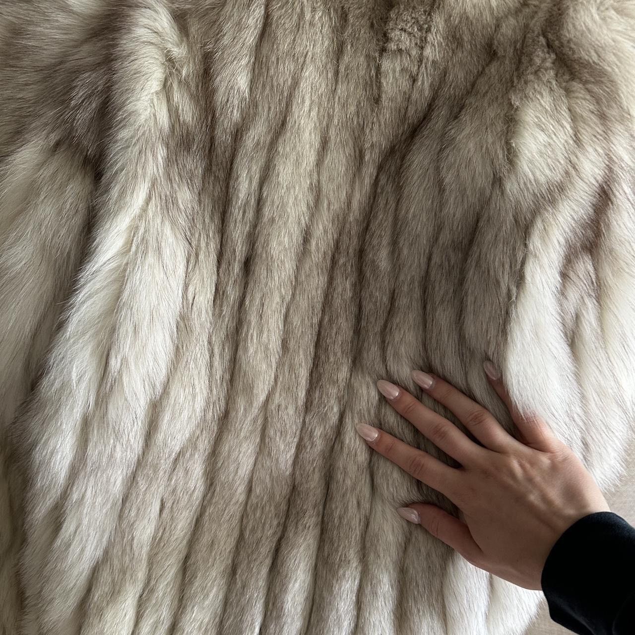 Vintage GORGEOUS Vintage Blue Fox Fur Coat Finland Size ONE SIZE - 6 Thumbnail