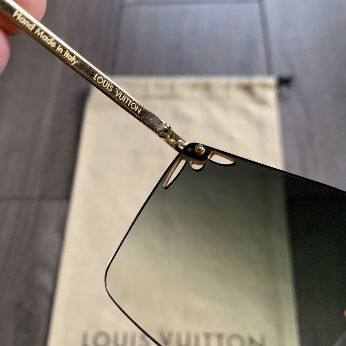 Louis Vuitton Louis Vuitton LV Monogram Gradient Z0589U Womens Sunglasses Size ONE SIZE - 16 Thumbnail