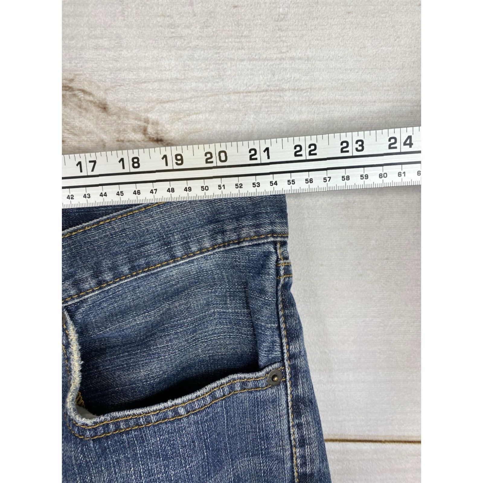 Levi's Levi's 559 Jeans Mens 44x30 Blue Denim Straight Fit Distressed Vintage No Size US 44 / EU 60 - 3 Thumbnail