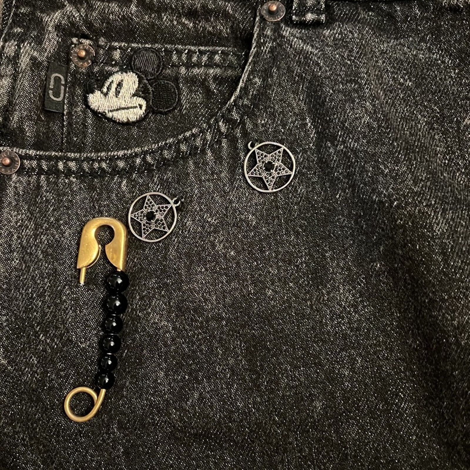 Marc Jacobs Marc Jacobs x Disney Embellished Denim Skirt Size 30 Size 30" / US 8 / IT 44 - 8 Thumbnail