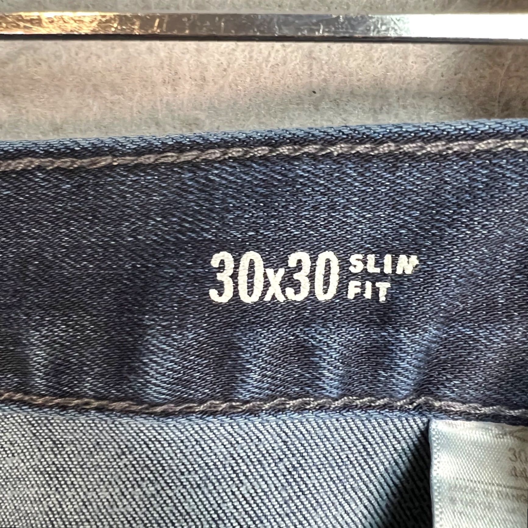 Banana Republic Banana Republic Slim Fit Traveler Jeans Blue Denim Mens Size 30 Size US 30 / EU 46 - 4 Thumbnail