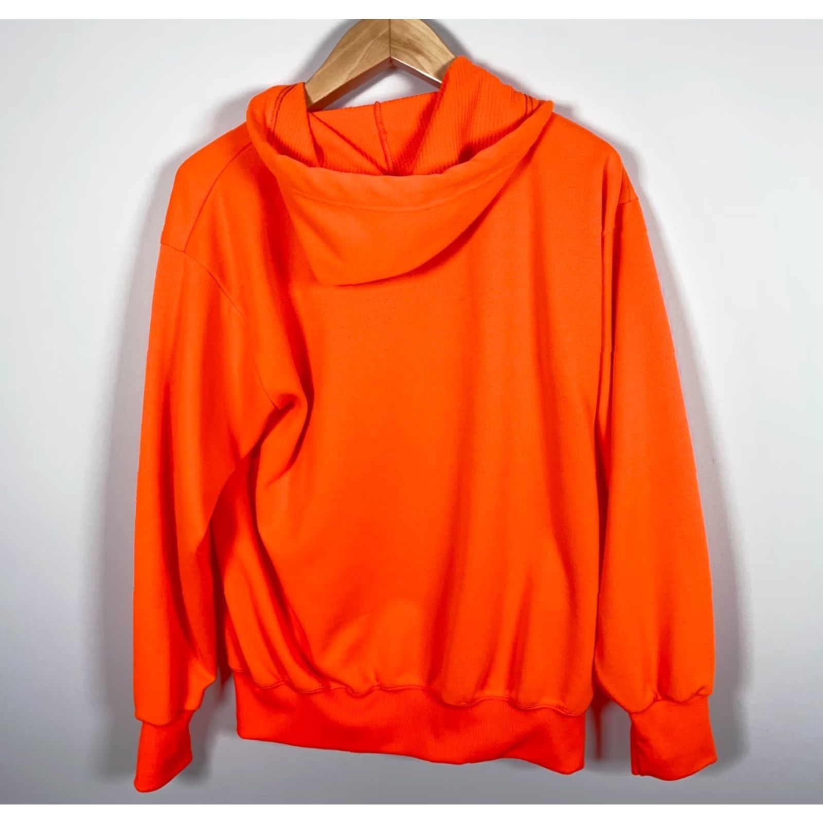 Vintage VINTAGE 80s Thermal Lined Zip Up Hoodie Men's Large Blaze Orange Lightweight Polyester Hoodie Men Large Orange 80s Retro Size US L / EU 52-54 / 3 - 2 Thumbnail
