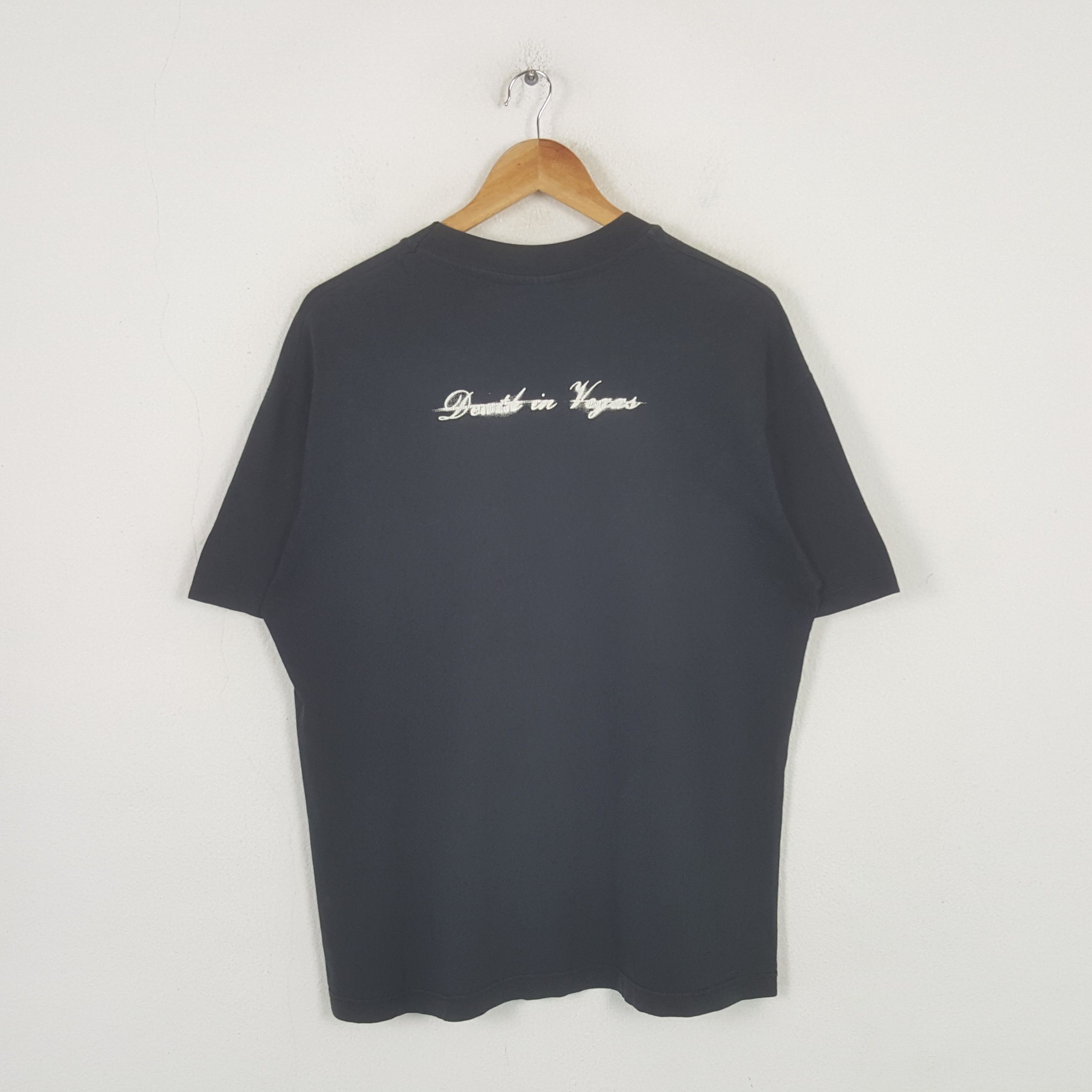 Band Tees Vinatge Death In Vegas English Music Group Tshirt 32 Size US L / EU 52-54 / 3 - 3 Thumbnail