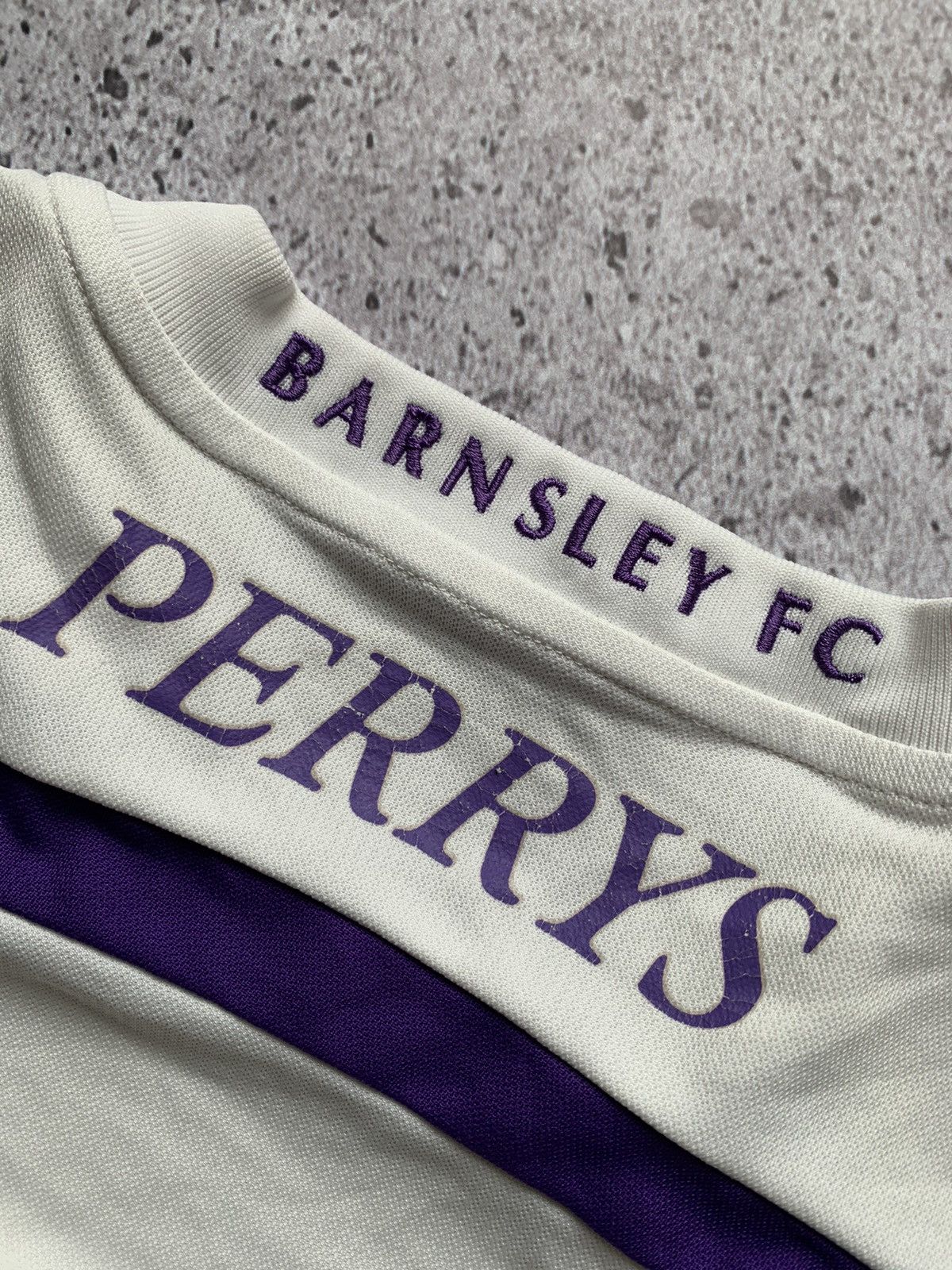 Lotto Sport × Vintage 🔥VINTAGE LOTTO BARNSLEY SOCCER JERSEY Size US L / EU 52-54 / 3 - 8 Thumbnail