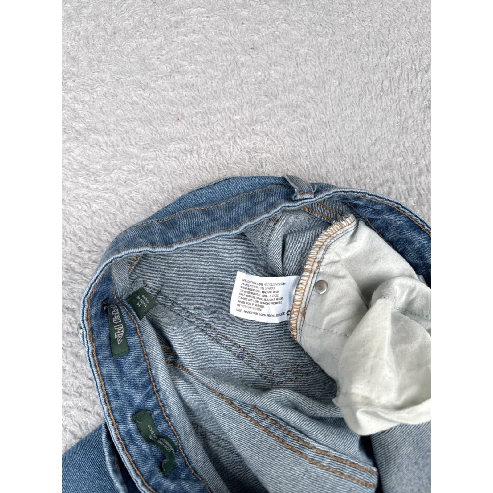 Vintage Wild Fabel Jeans Womens 14 Blue Denim Low Rise Flare Flared Cotton Blend 33x30 Size 36" / US 14 / IT 50 - 7 Thumbnail