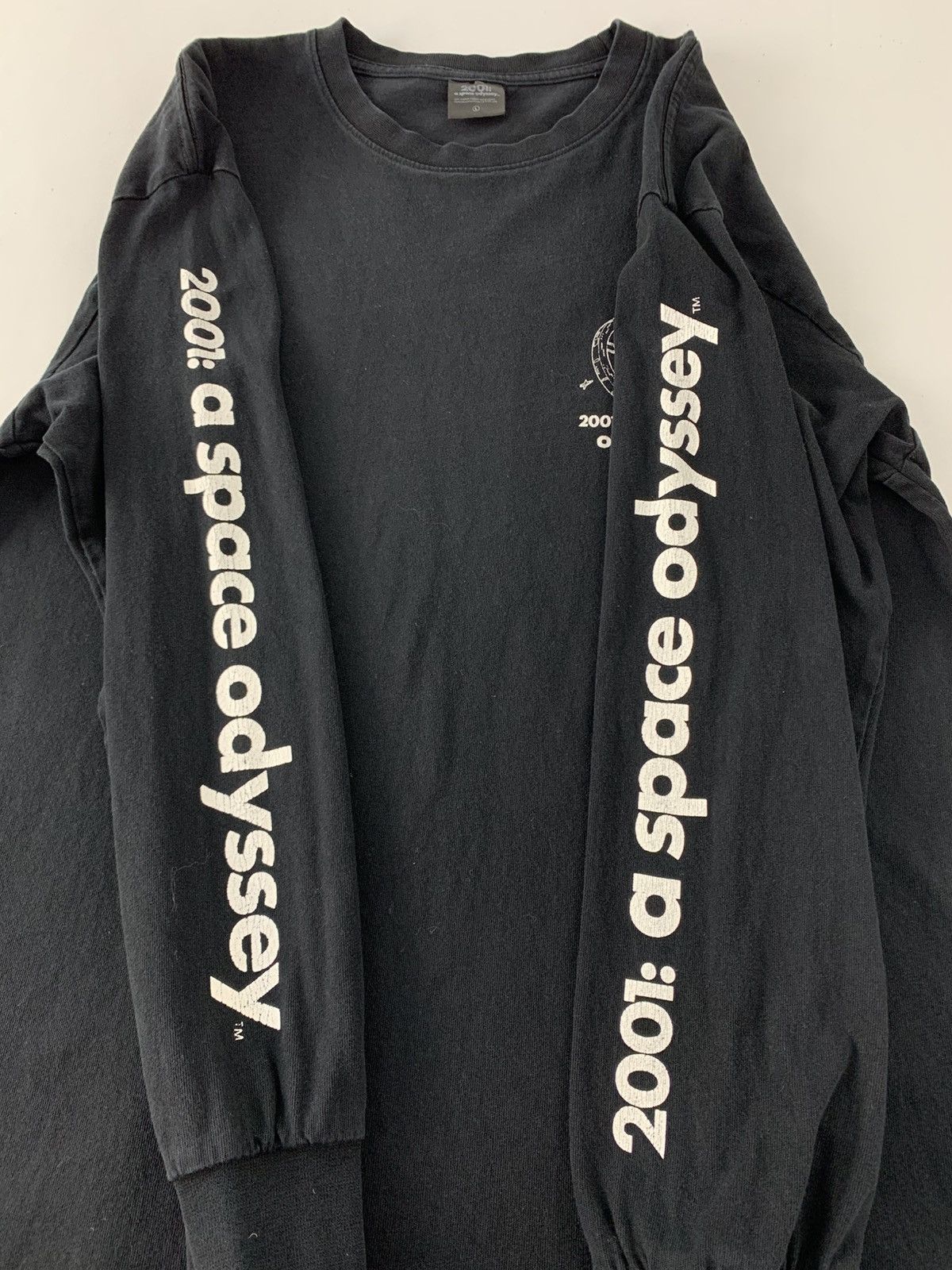 Other 2001 A Space Odyssey Fiction Movie Side Tape Longsleeve Tee Size US L / EU 52-54 / 3 - 6 Thumbnail