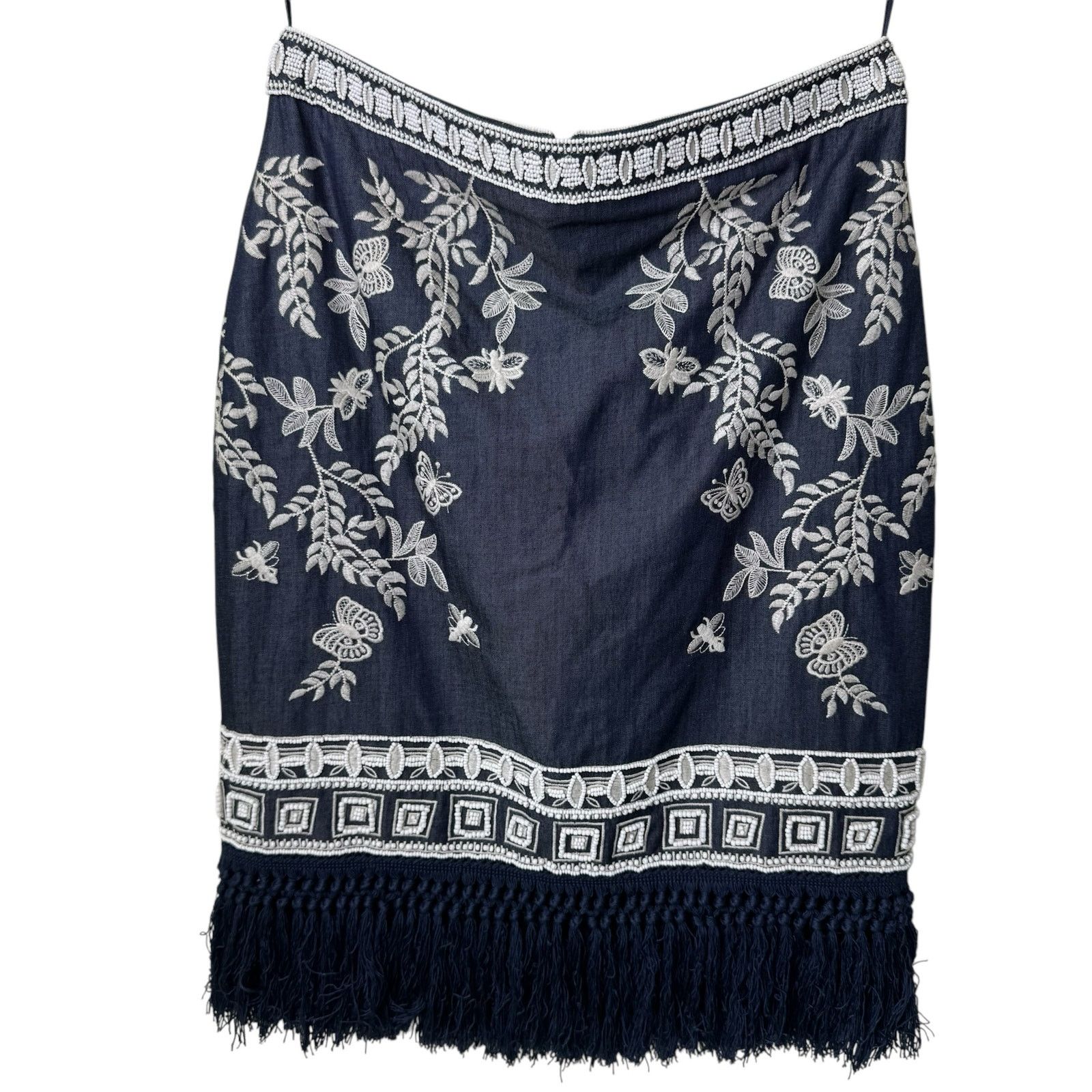 Other ELLE SASSON Beaded Fringe Floral Embroidery Mini Skirt 36/4 Size 27" / US 4 / IT 40 - 1 Thumbnail