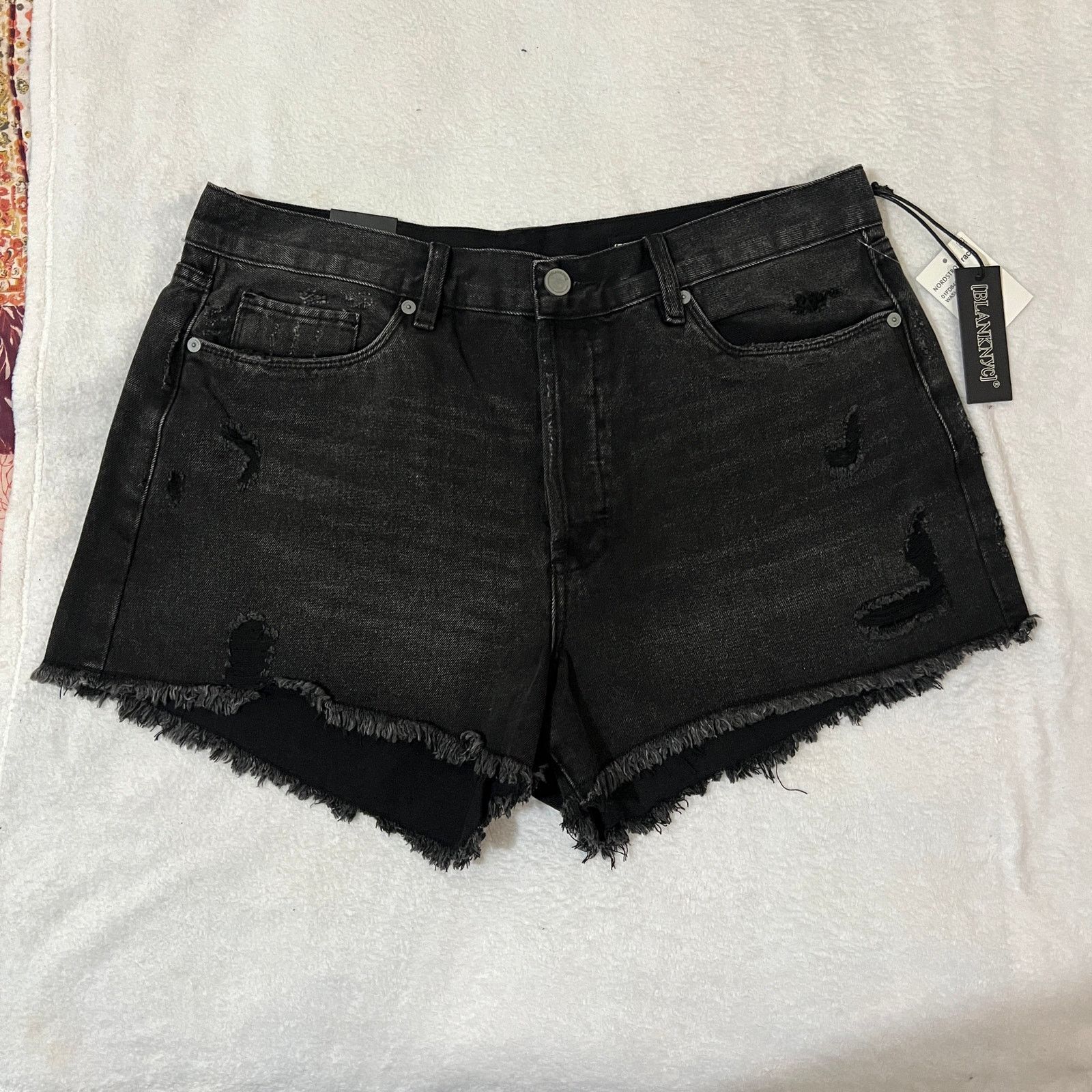 BLANKNYC Washed Black Button Front Distressed Hem High Rise Shorts Size 32" / US 10 / IT 46 - 12 Thumbnail