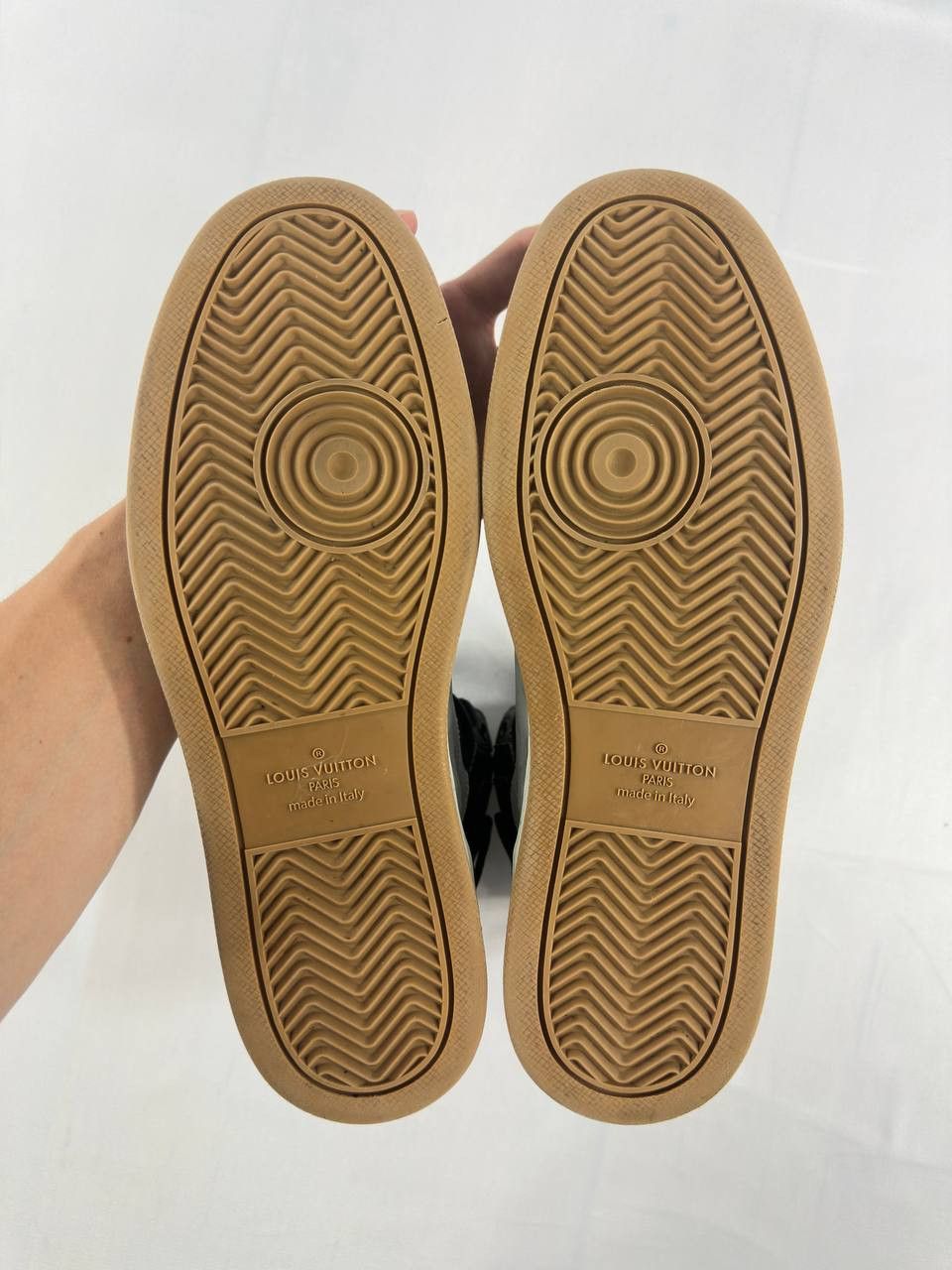 Louis Vuitton Louis Vuitton Rivoli High Top Tri Color Sneakers Size US 8 / EU 41 - 14 Thumbnail