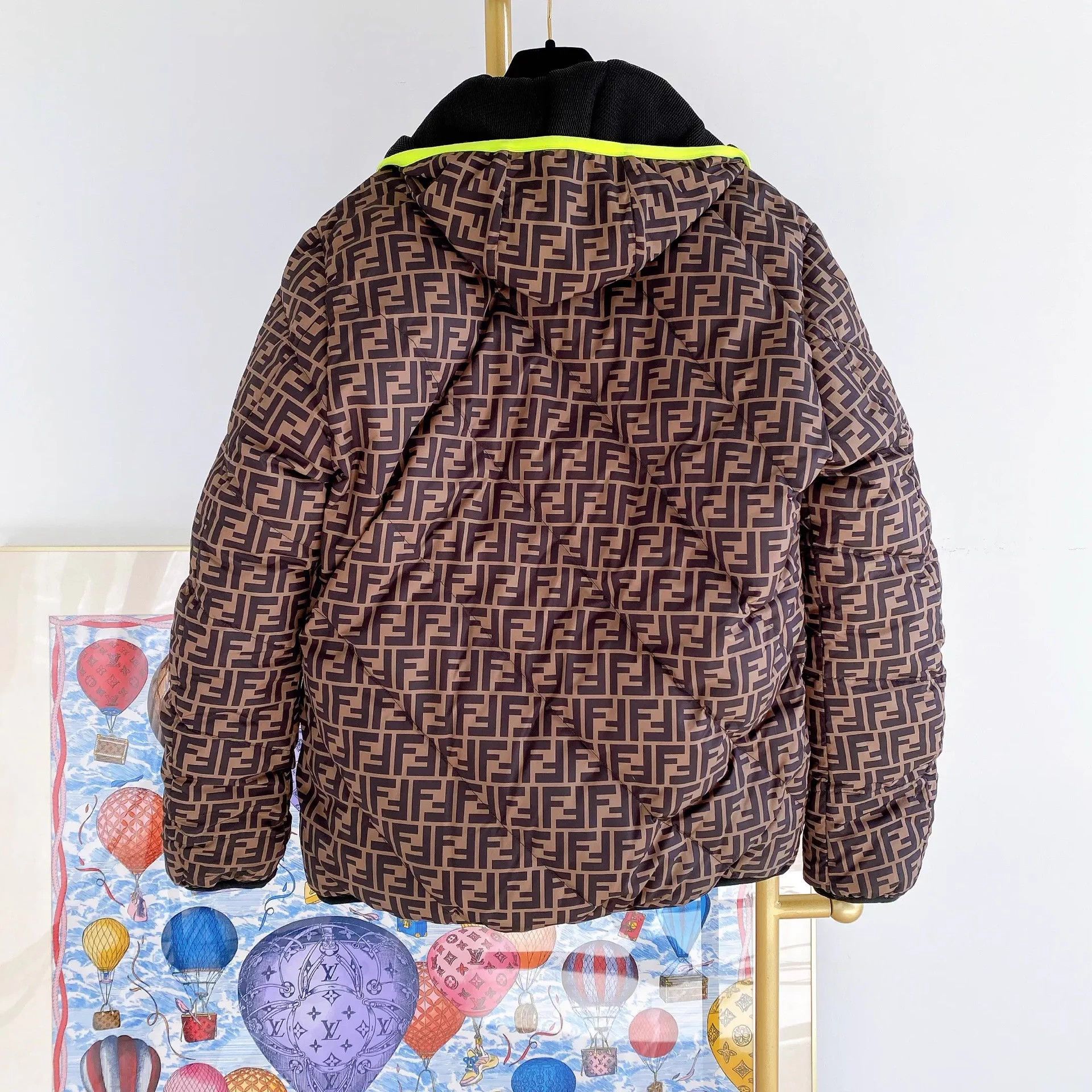 Fendi Fendi all over logo reversible down jacket 48 Size XL / US 12-14 / IT 48-50 - 2 Thumbnail