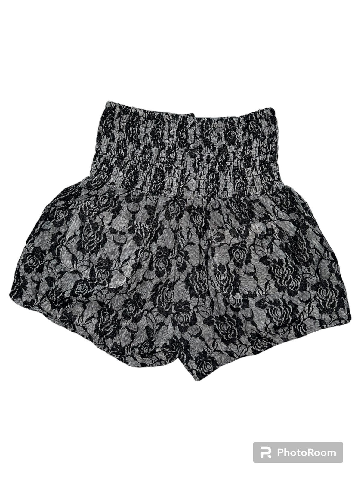 Japanese Brand Ank Rouge Rose lace shorts 🥀 Size 26" / US 2 / IT 38 - 2 Thumbnail
