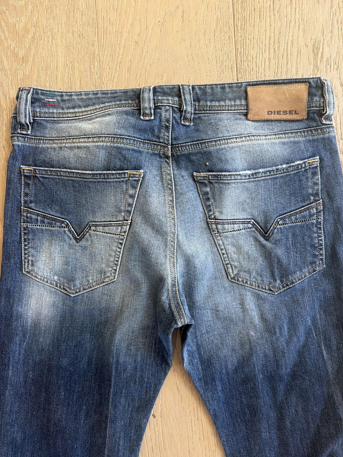 Diesel Vintage Y2K Diesel Larkee-Relaxed Button Fly Jeans Size US 32 / EU 48 - 4 Thumbnail