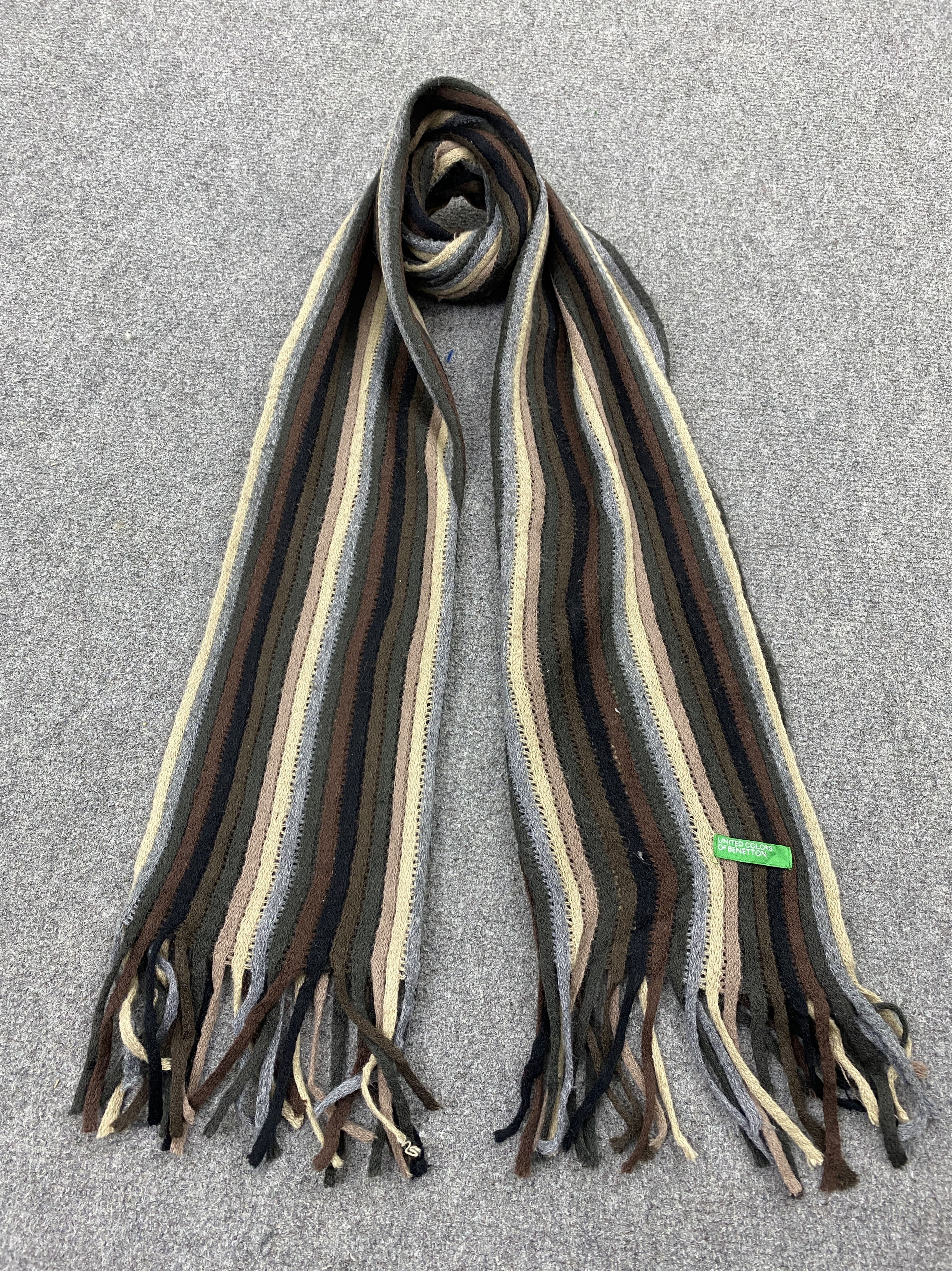 Benetton United Colors Of Benetton Scarf /Muffler /Neckwear - SC0053 Size ONE SIZE - 12 Thumbnail