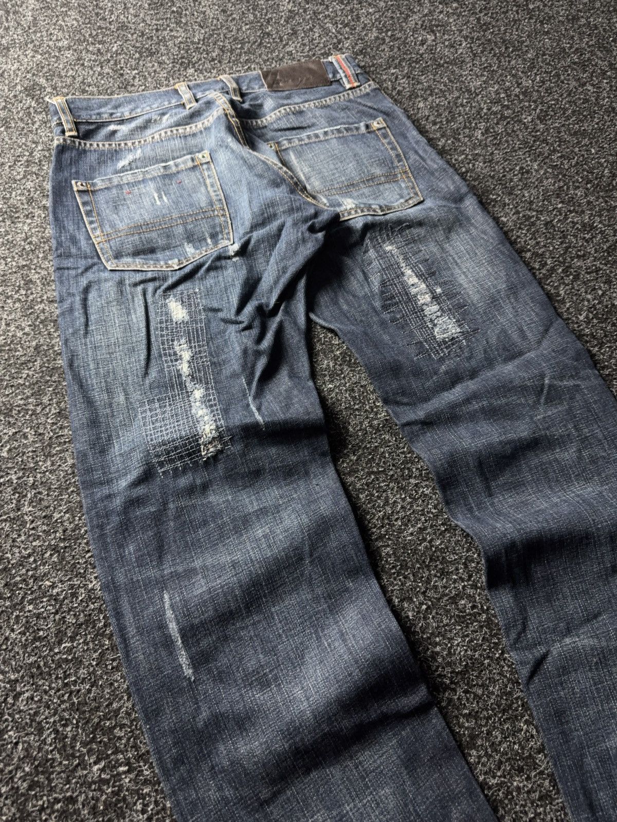 Designer × Hugo Boss HUGO Boss Distressed Straight Jeans W32 L32 Italy Size US 32 / EU 48 - 13 Thumbnail