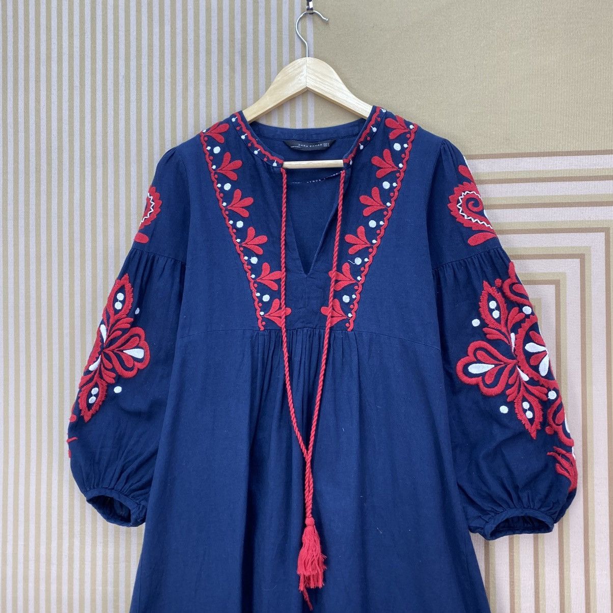 Zara 🫶 Zara Navy Balloon Sleeve Embroidered Midi Kaftan Size M / US 6-8 / IT 42-44 - 4 Thumbnail