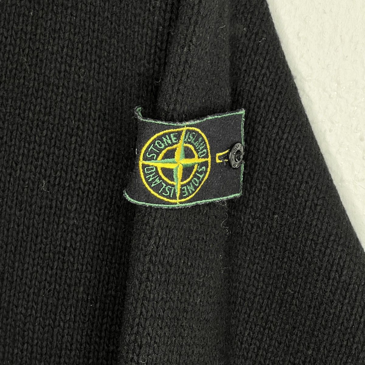 Stone Island × Vintage Vintage Stone Island Knitwear Jumper Sweater Green Badge Size US M / EU 48-50 / 2 - 2 Thumbnail