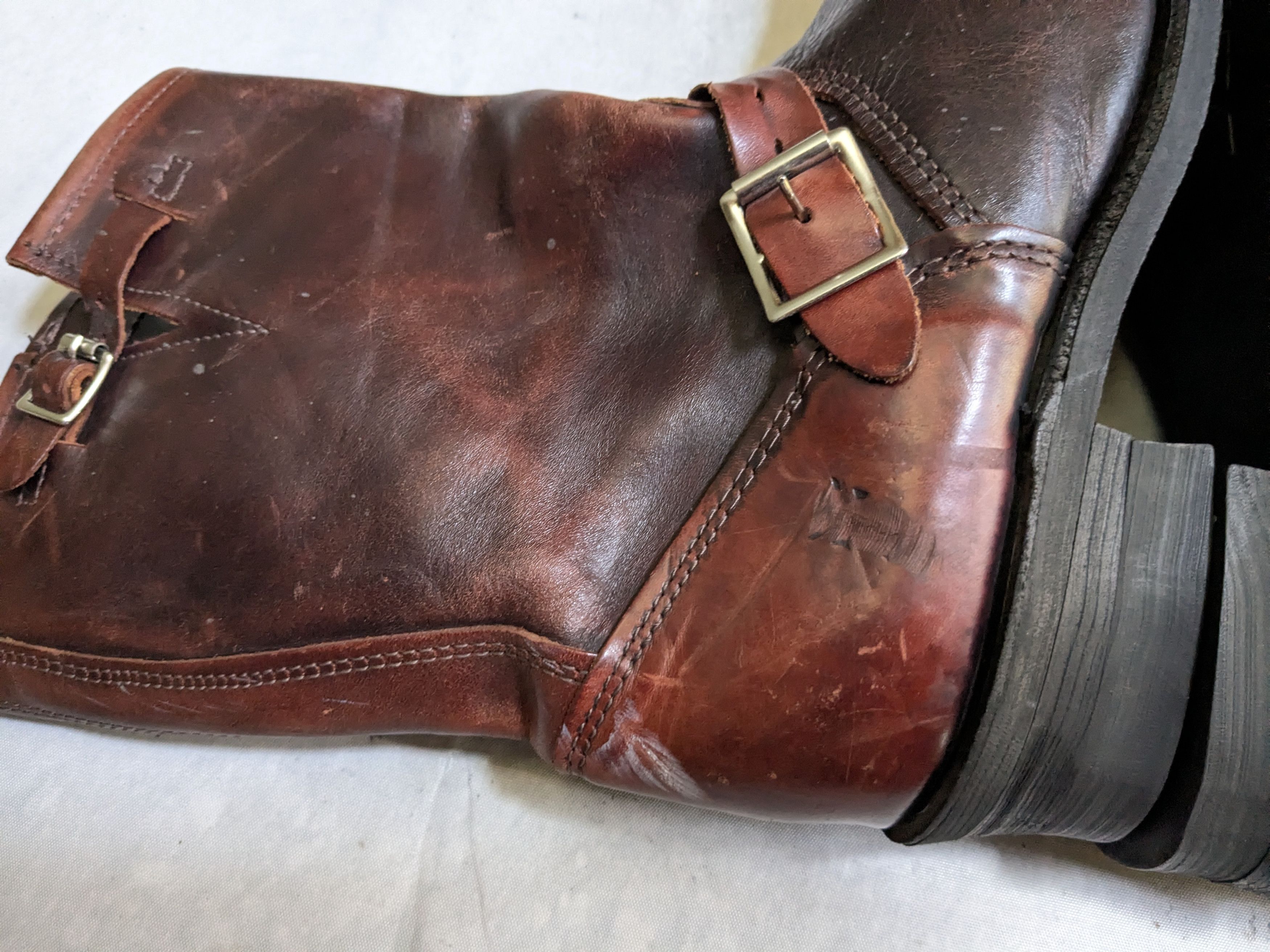 Frye Frye Engineer Boots Red Leather 9 M Buckle Size US 9 / EU 42 - 12 Thumbnail