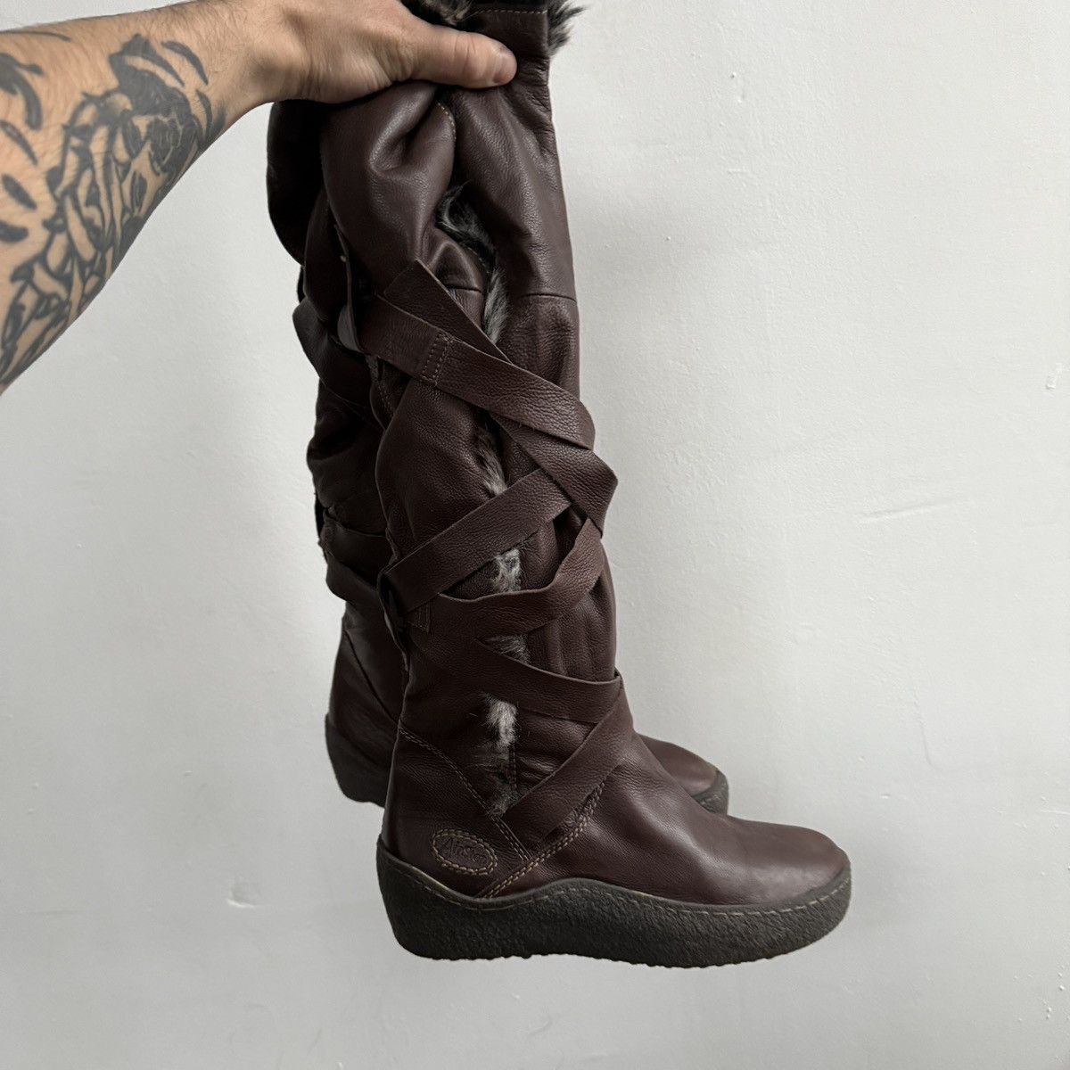 Vintage Vintage Y2K AirStep Fairycore Brown Faux Fur Boots Size US 8 / IT 38 - 8 Thumbnail