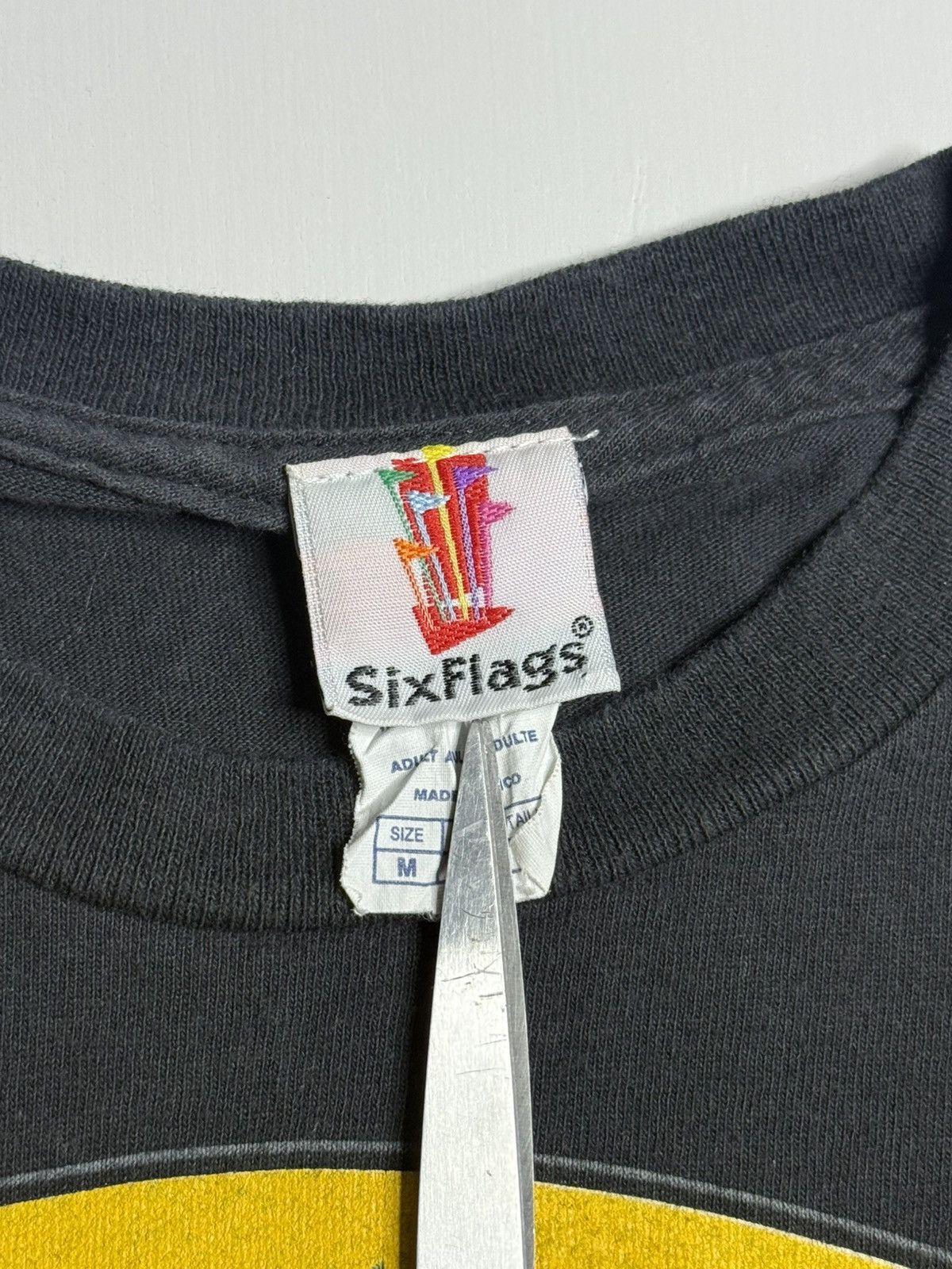 Vintage VINTAGE 1992 Six Flags Batman The Ride Tee “Black” (S) Size US S / EU 44-46 / 1 - 5 Thumbnail