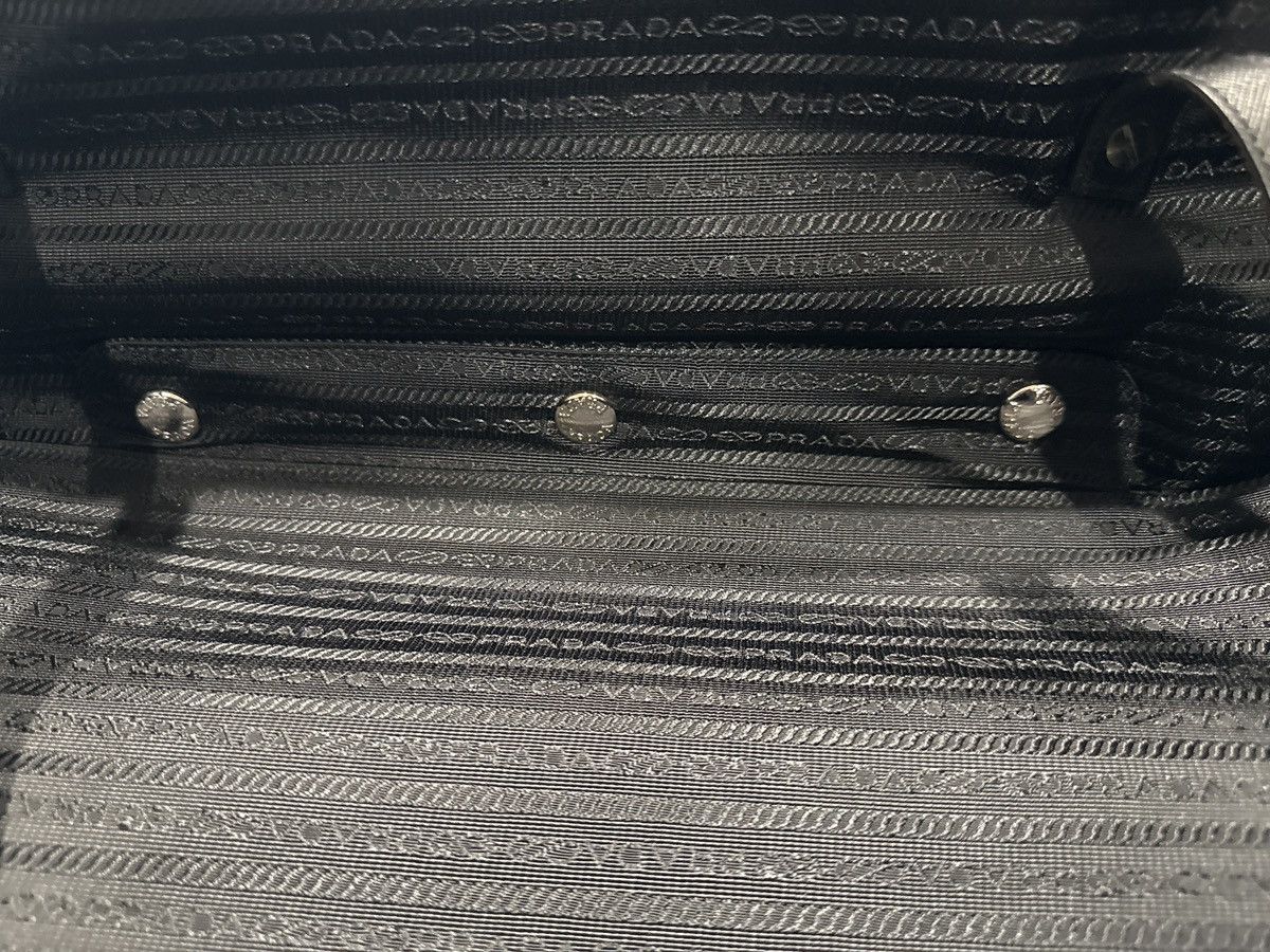 Prada Beautiful authentic travel luggage prada Size ONE SIZE - 20 Thumbnail