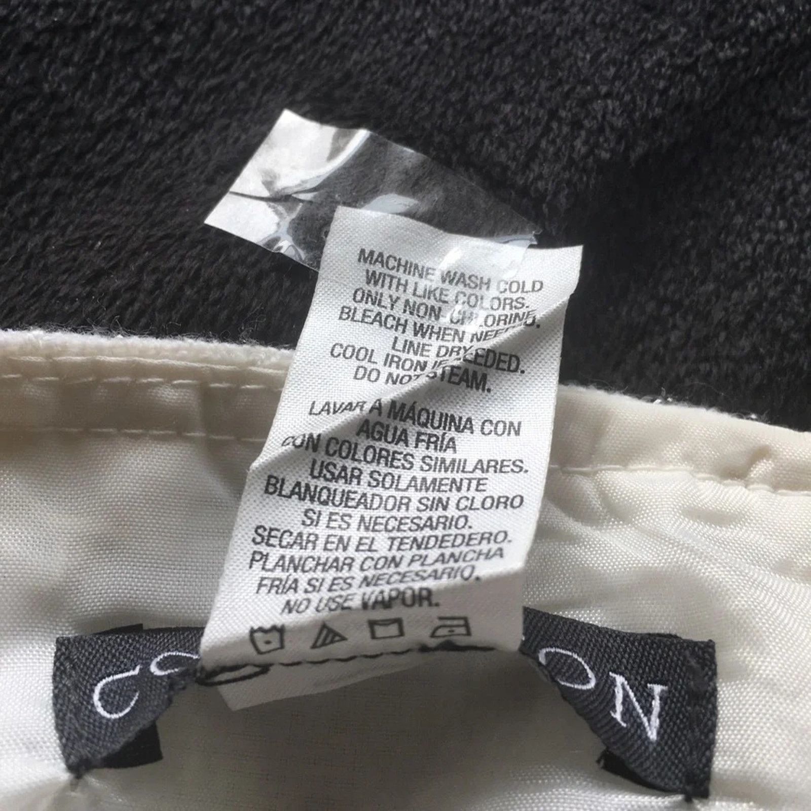 Covington Covington cream colored mini skirt, size 14 Size 36" / US 14 / IT 50 - 5 Thumbnail