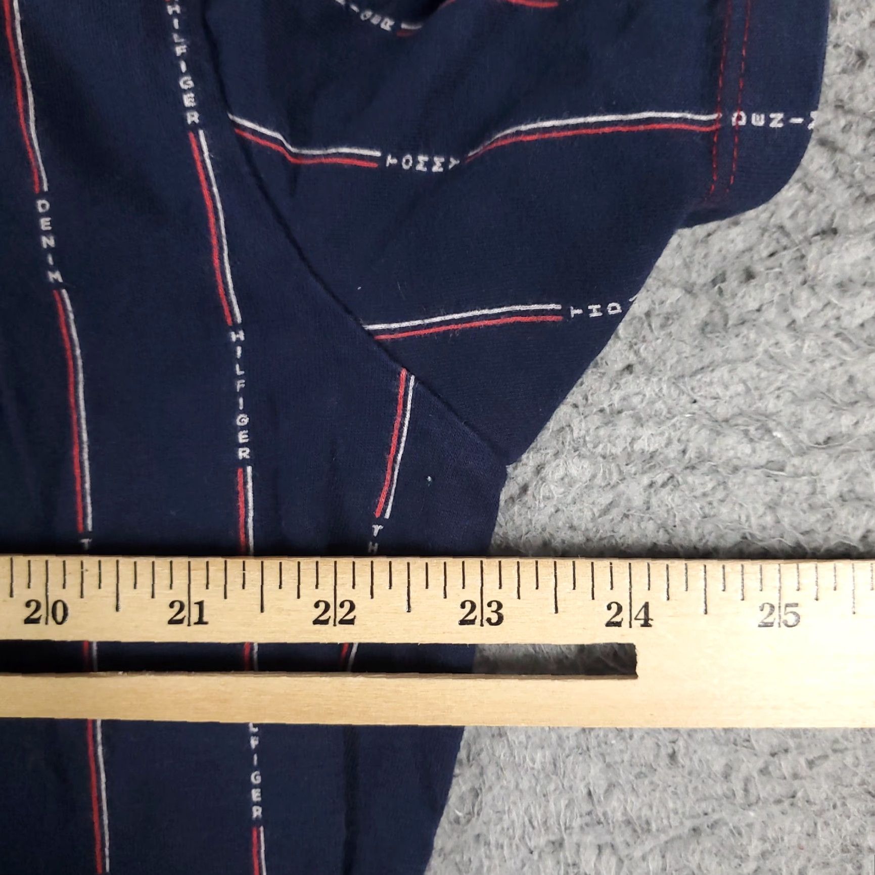 Tommy Hilfiger Tommy Hilfiger T Shirt Mens Size Large Blue Striped Short Sleeve Crew Neck Casual Hip Classic American Logo Pockets Mens Size US L / EU 52-54 / 3 - 5 Thumbnail