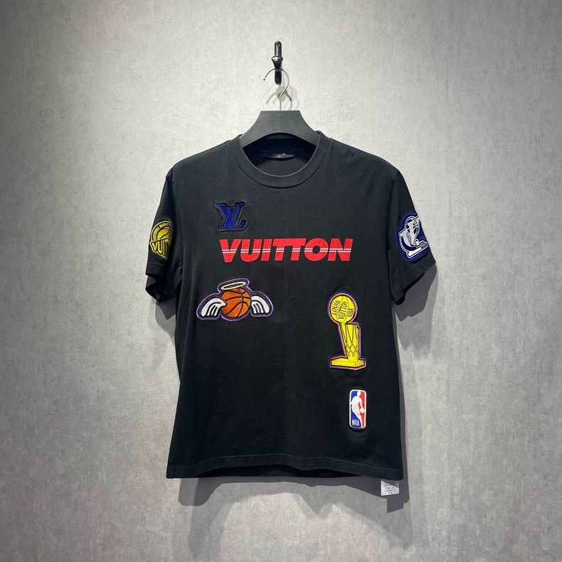 Louis Vuitton Louis Vuitton NBA Co-branded Black Short Sleeves Size US M / EU 48-50 / 2 - 1 Thumbnail