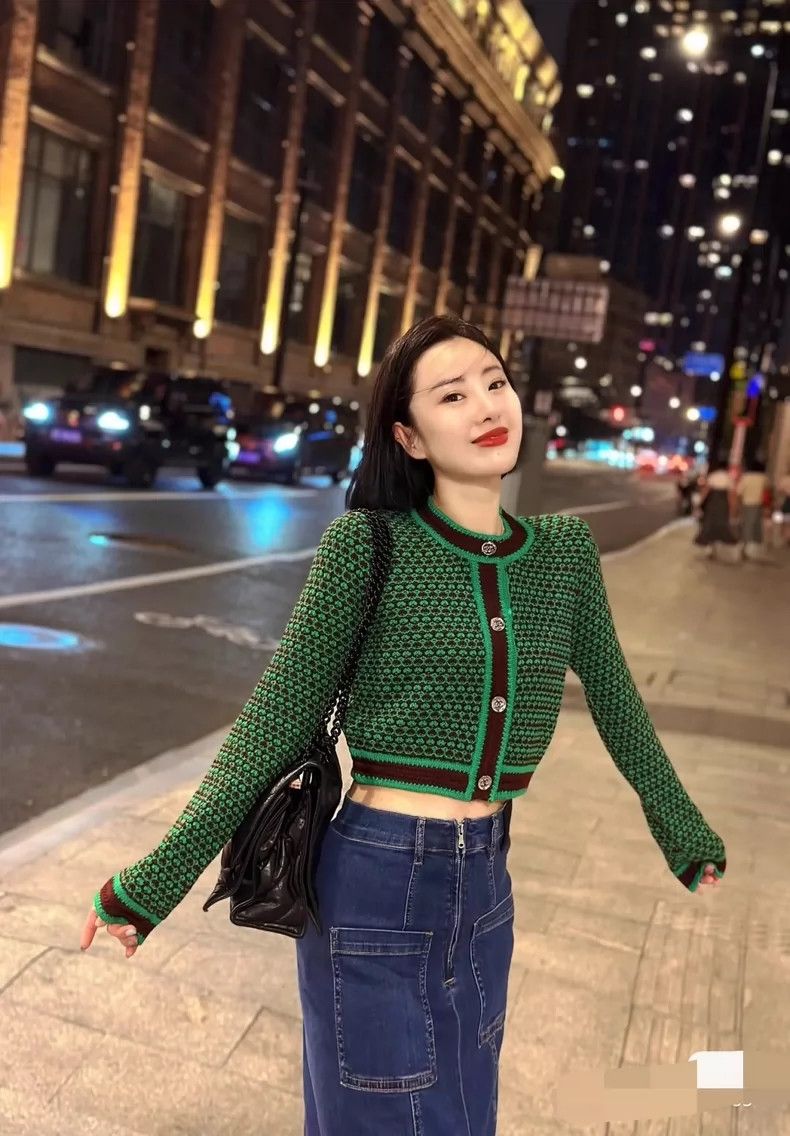 Chanel 23A Handicraft Workshop Series Knitted Cardigan jack