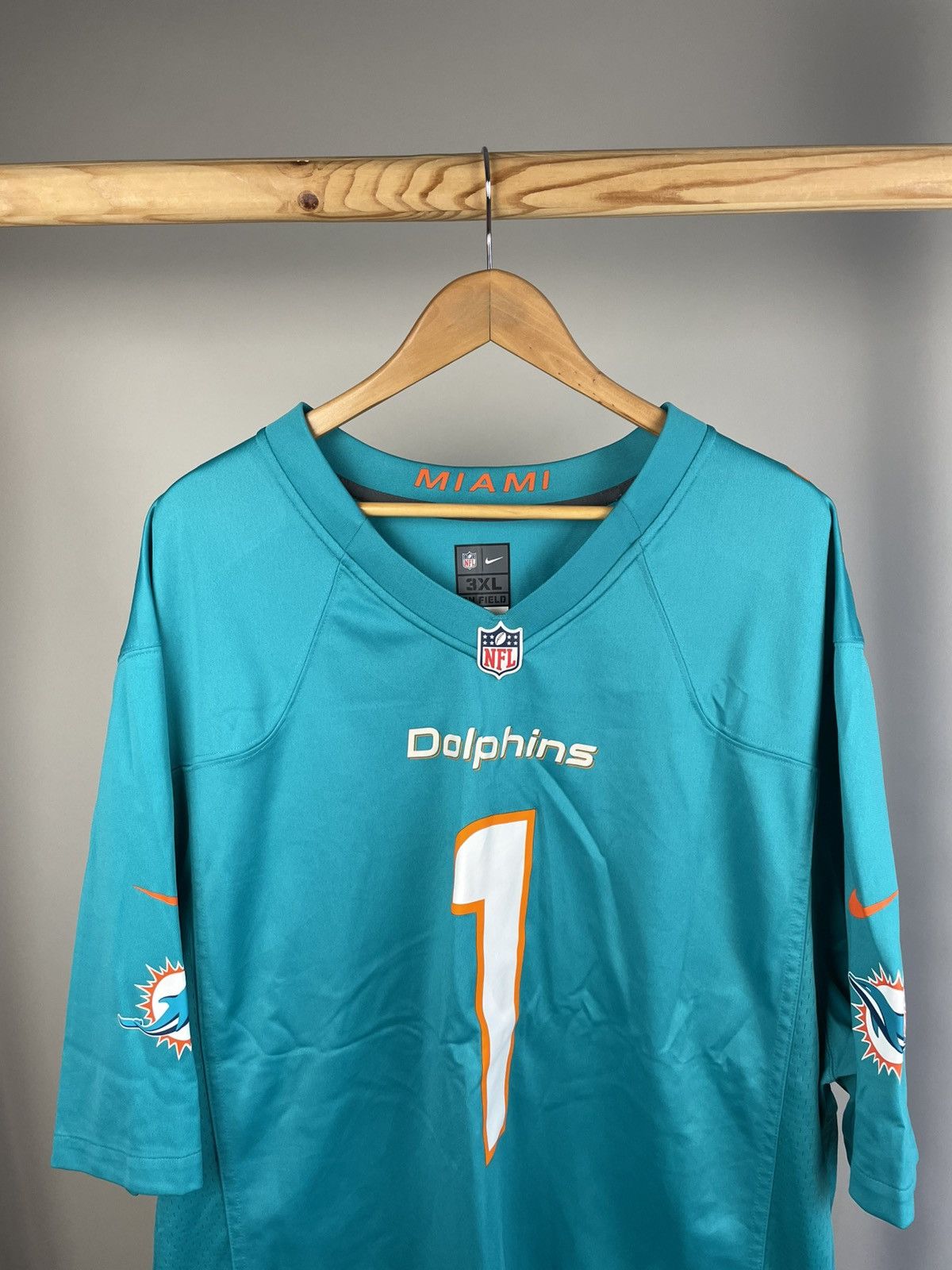 NFL × Nike Nike Miami Dolphins Tua Tagovailoa Game Jersey Men’s 3XL Size US XXL / EU 58 / 5 - 2 Thumbnail