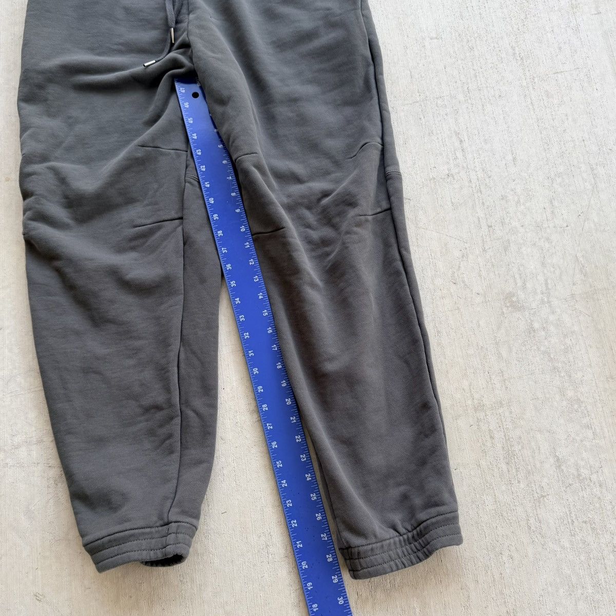 Helmut Lang Helmut Lang Jogger Sweatpants Men Size Large Drawstring Size US 34 / EU 50 - 11 Thumbnail