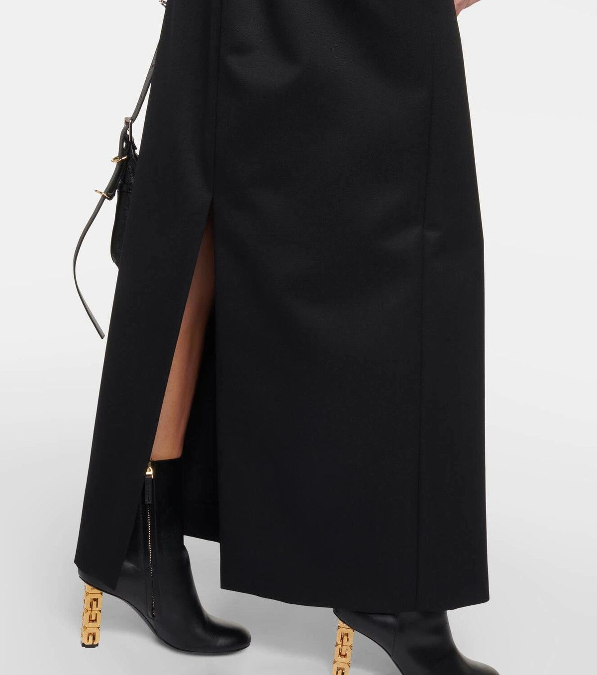 Givenchy o1y0925 Maxi Skirt in Black Size 27" / US 4 / IT 40 - 5 Thumbnail