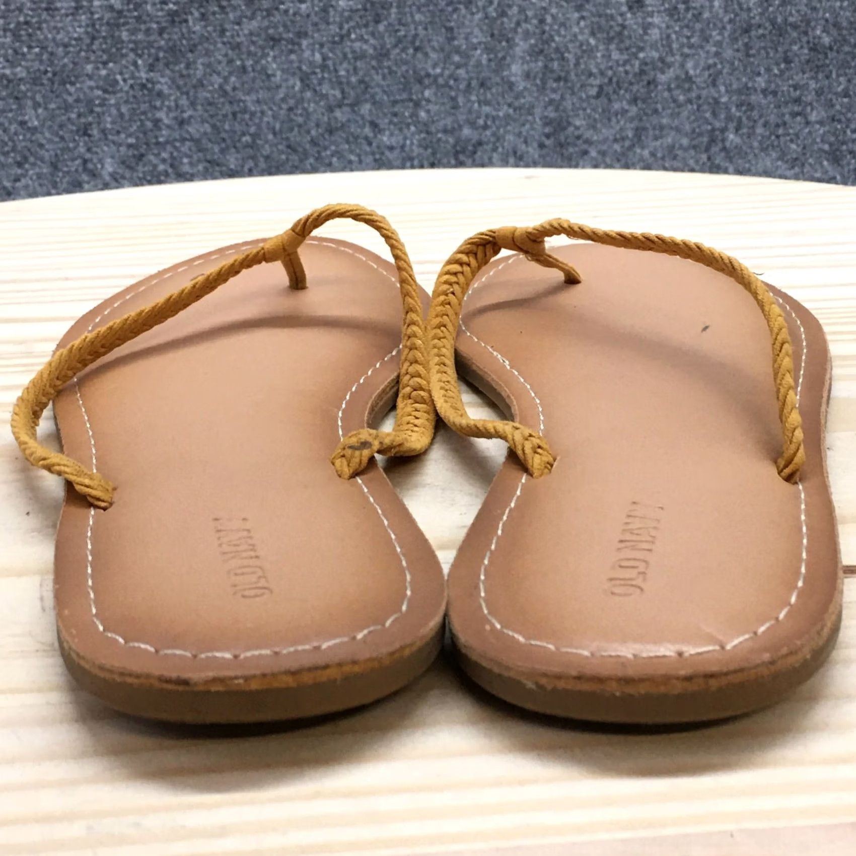 Old Navy Old Navy Sandals Womens 10 Thong Brown Toe-Post Comfort Casual Open Toe Flats Size US 10 / IT 40 - 6 Thumbnail