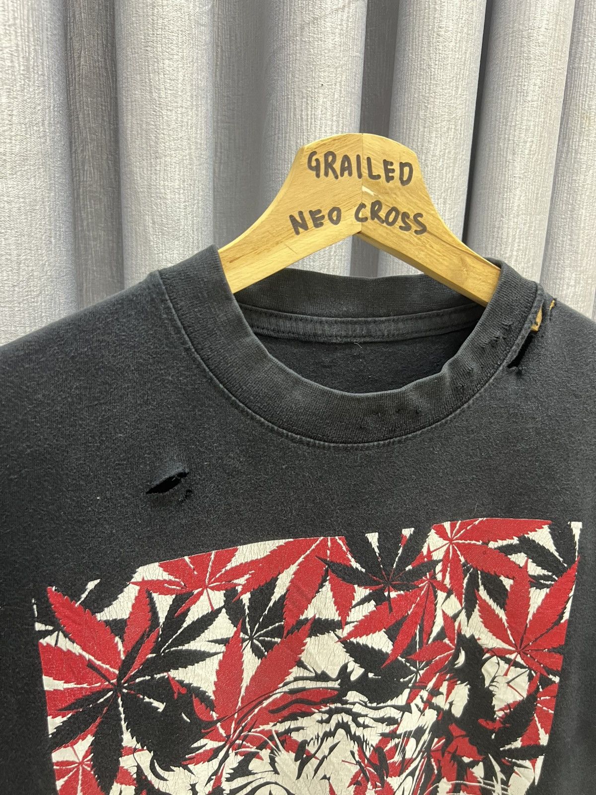 Japanese Brand THRASHED FADED CANNABIS TIGER MOTION DISTRESSED TEE Size US L / EU 52-54 / 3 - 3 Thumbnail