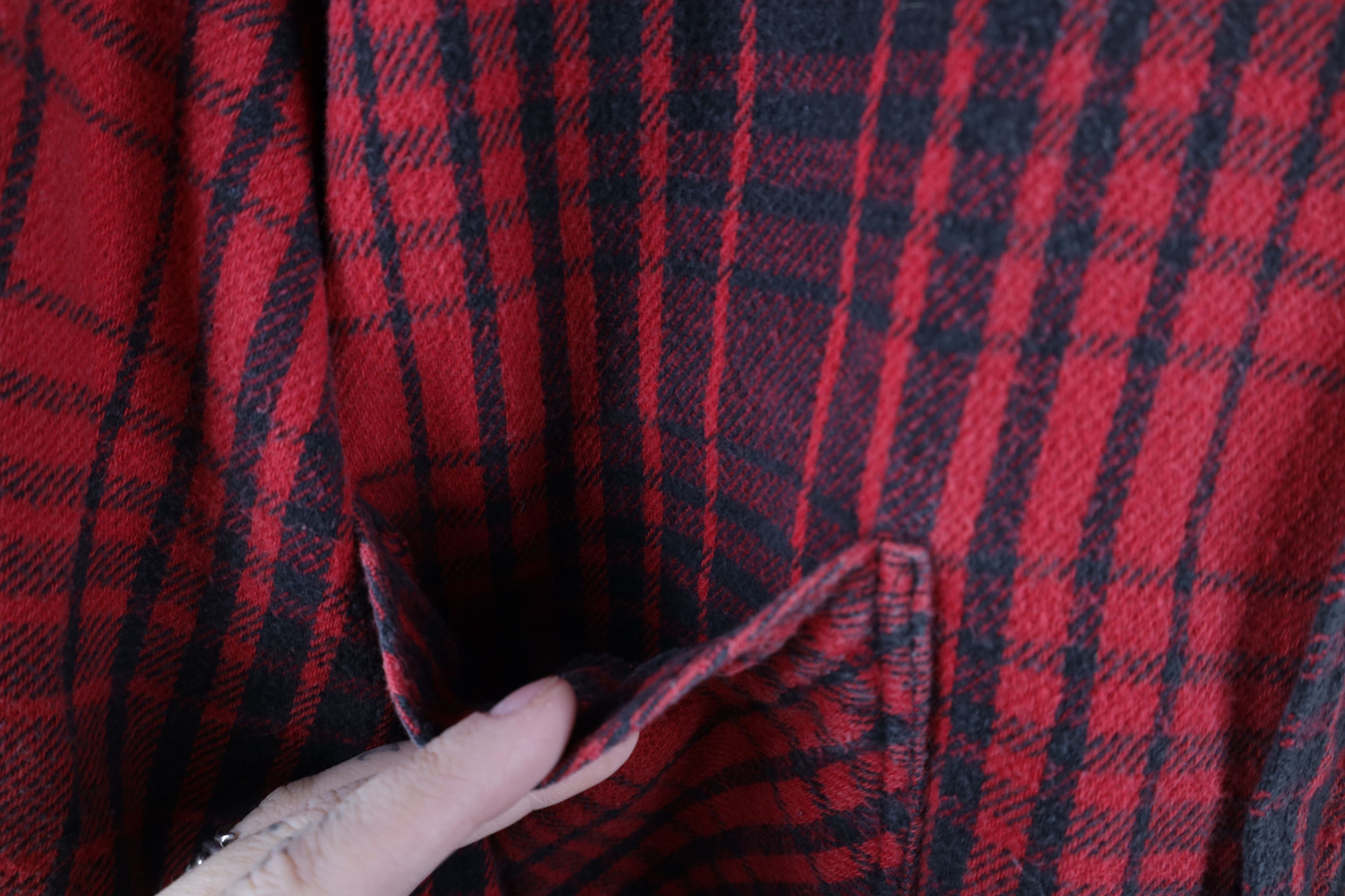 Vintage Vintage 90s Streetwear Heavyweight Button Shirt Plaid Size US L / EU 52-54 / 3 - 5 Thumbnail