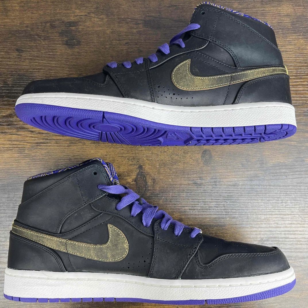 Jordan Brand Air Jordan 1 Noveau Mid BHM 629151-009 Black Men’s Sneakers Size US 12.5 / EU 45-46 - 4 Thumbnail