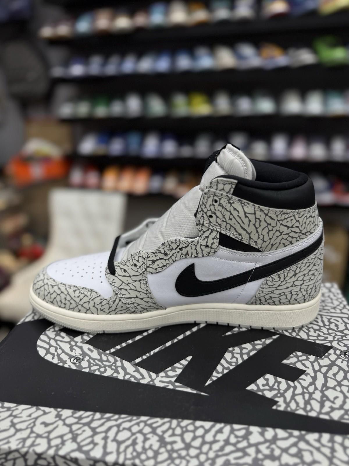 Jordan Brand Size 13 - Air Jordan 1 Retro OG High White Cement Black Size US 13 / EU 46 - 12 Thumbnail