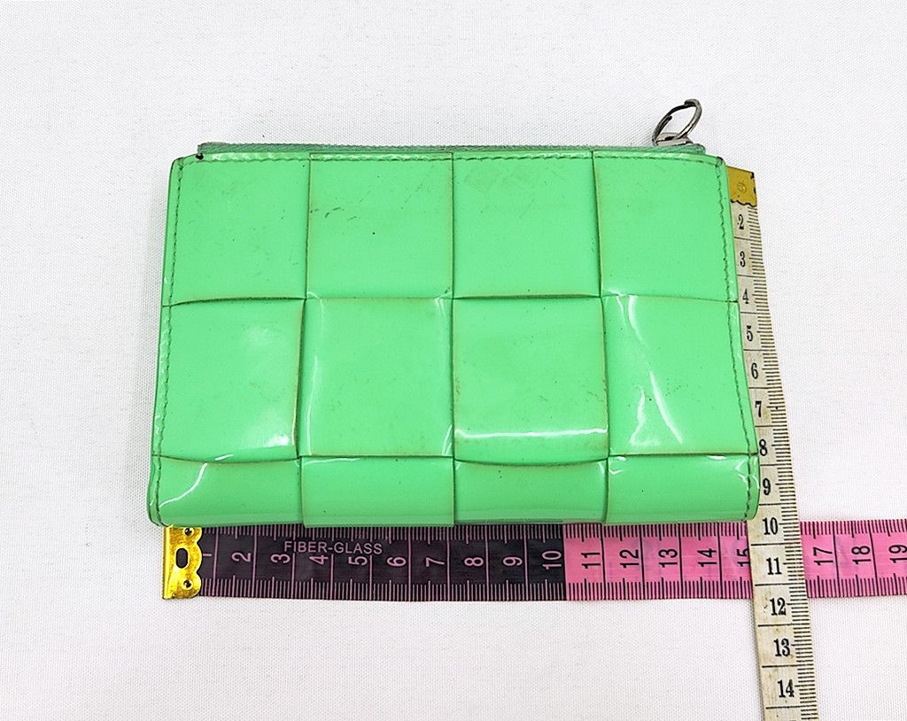 Bottega Veneta original BOTTEGA VENETA green cassette enamel leather wallet Size ONE SIZE - 14 Thumbnail