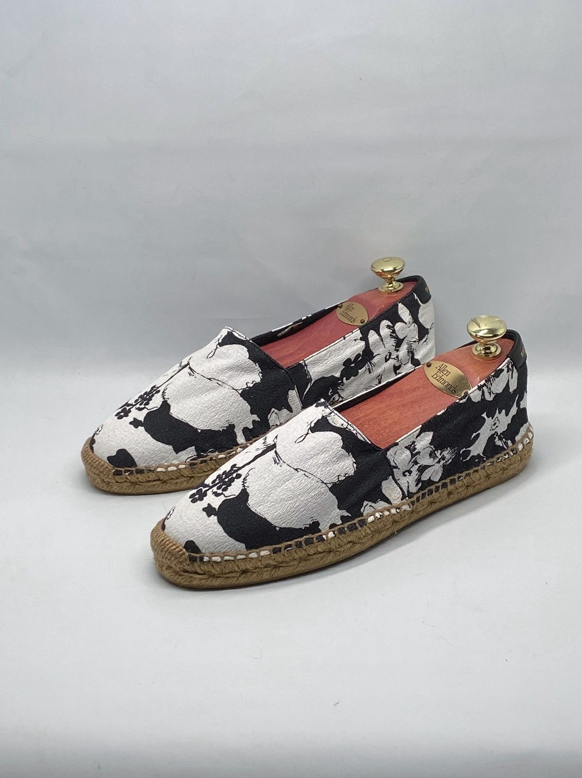 Yves Saint Laurent Saint Laurent Espadrille Slip On Signature Flats size 39.5 Size US 9.5 / IT 39.5 - 1 Thumbnail