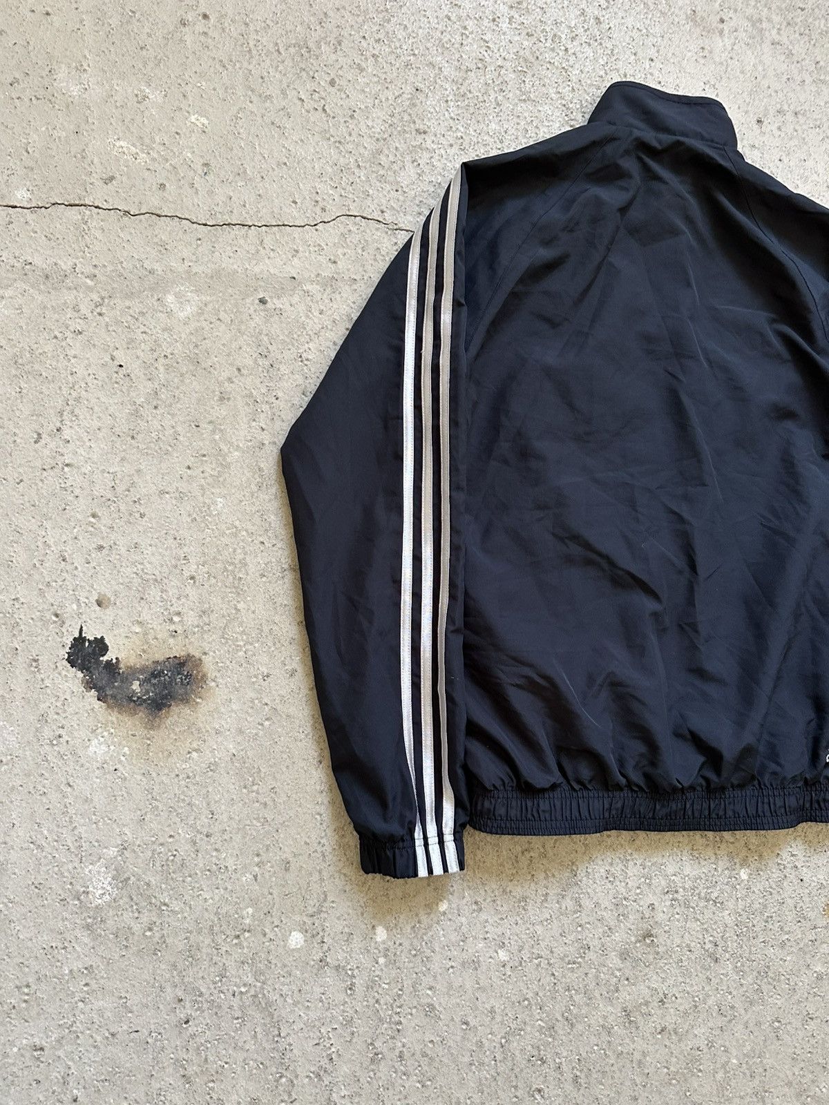 Adidas Vintage Adidas Suit UEFA FC BUYERN MUNCHEN Black size - S Size 46L - 8 Thumbnail