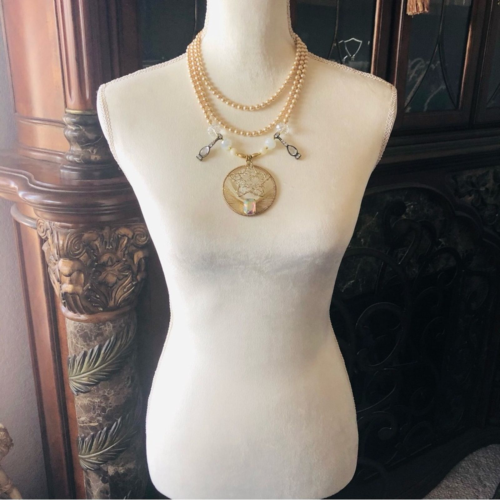 Handmade Handcrafted repurpose moon & stars gem Pearl necklace Size ONE SIZE - 6 Thumbnail